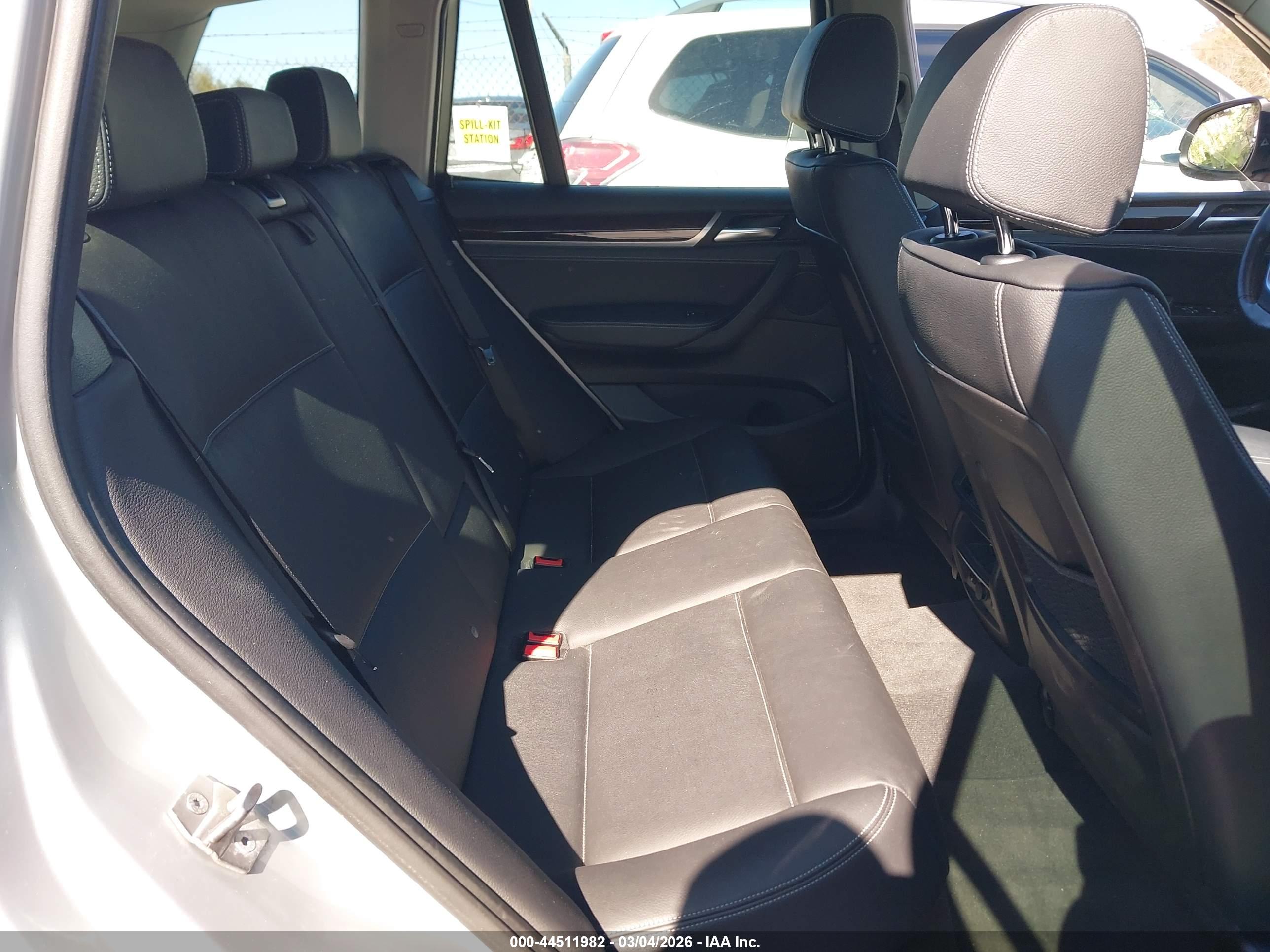 BMW X3 image 8