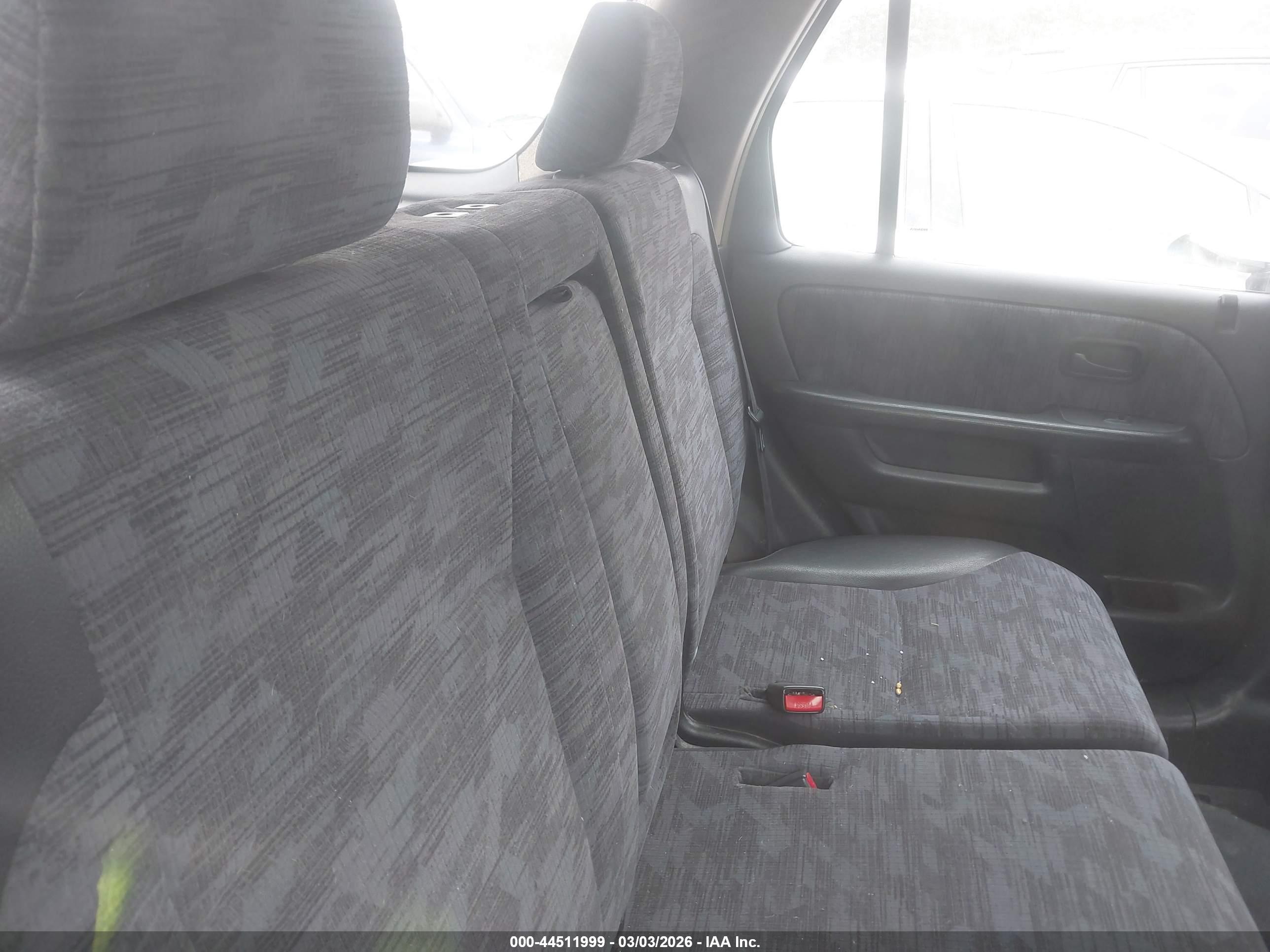 HONDA CR-V image 8