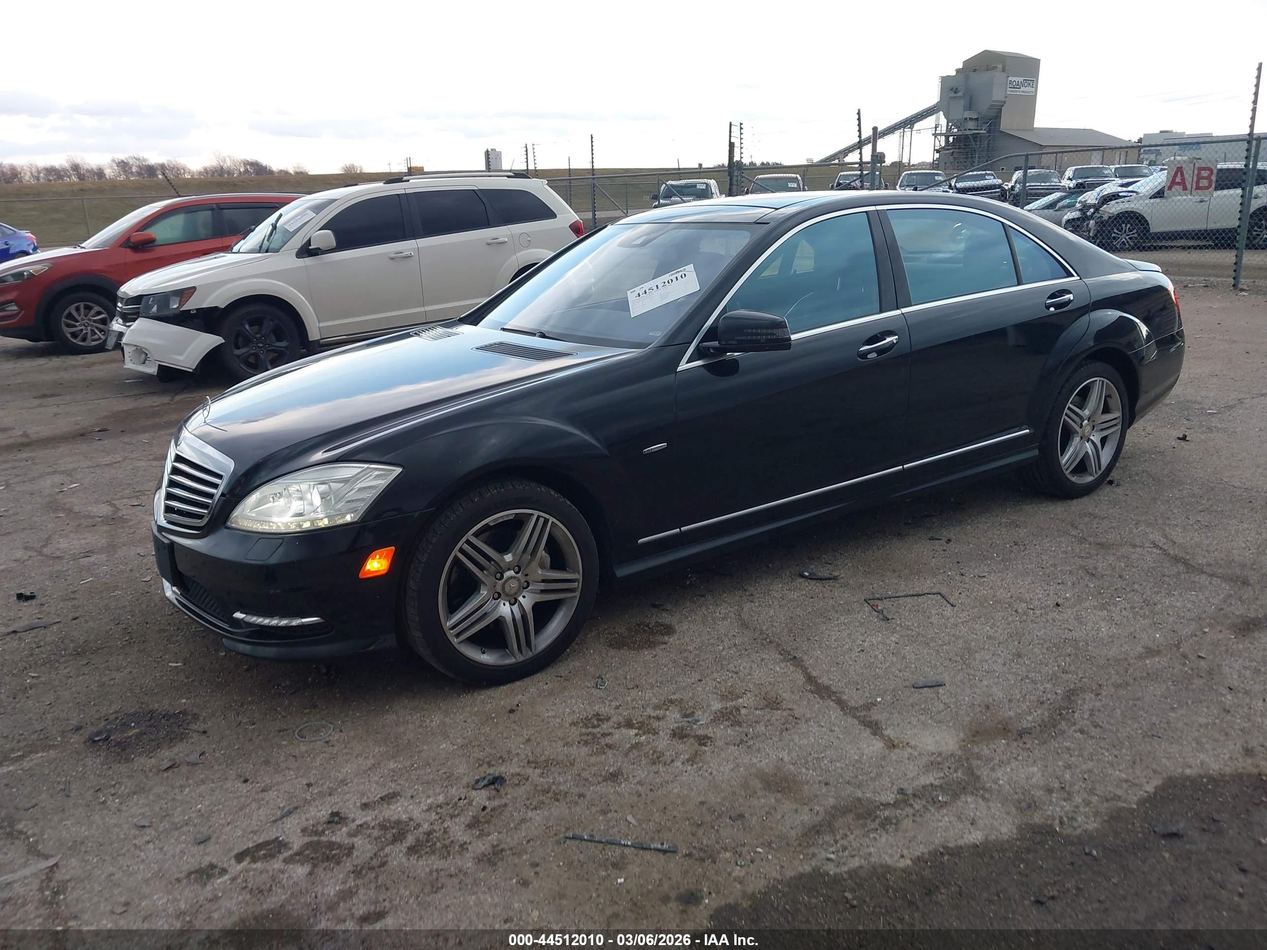 MERCEDES-BENZ S image 2