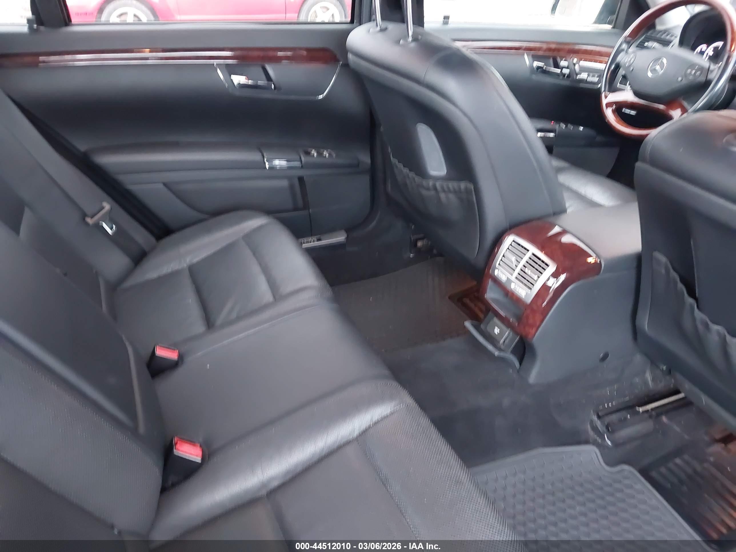 MERCEDES-BENZ S image 8