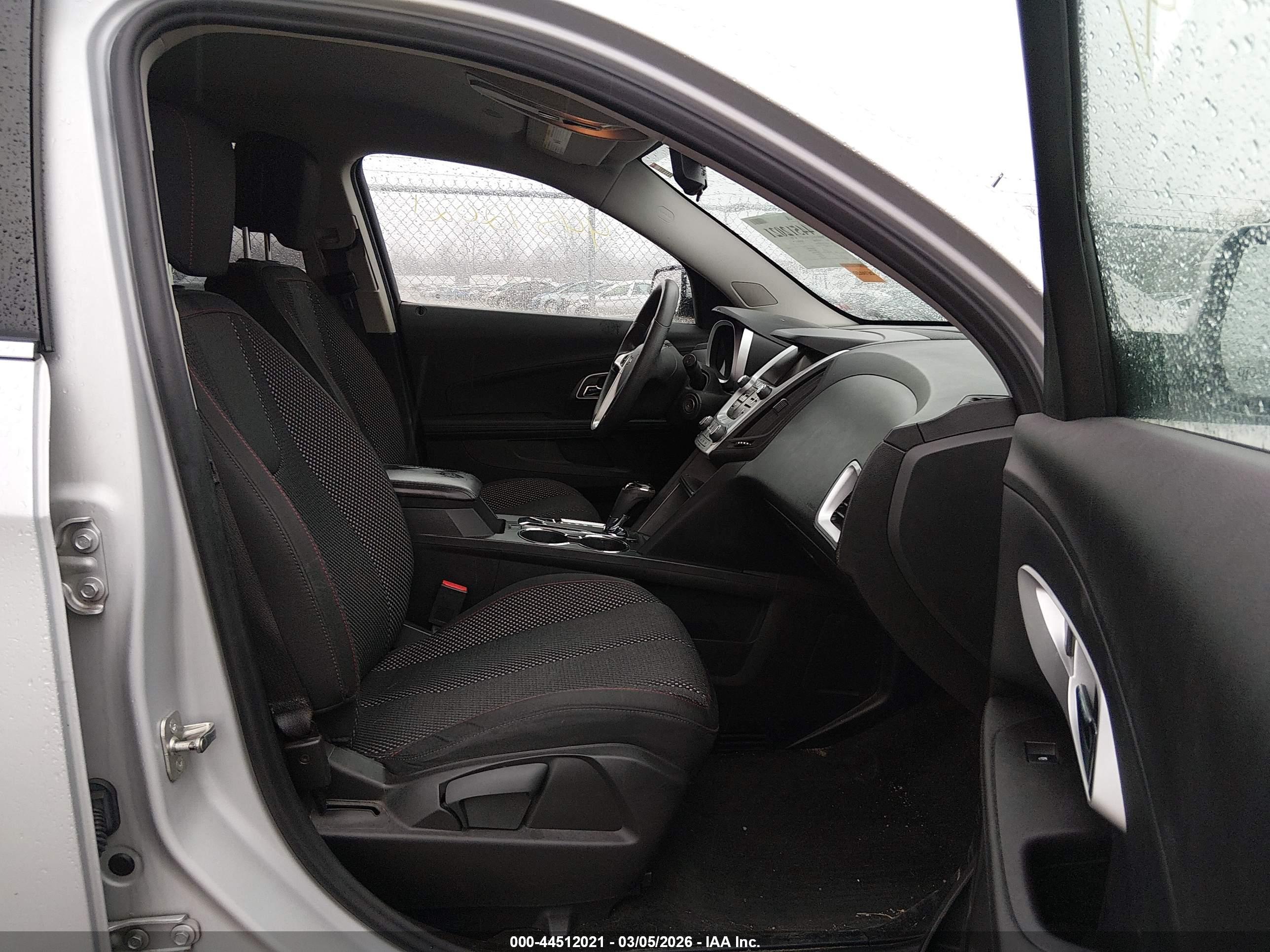 CHEVROLET EQUINOX image 5