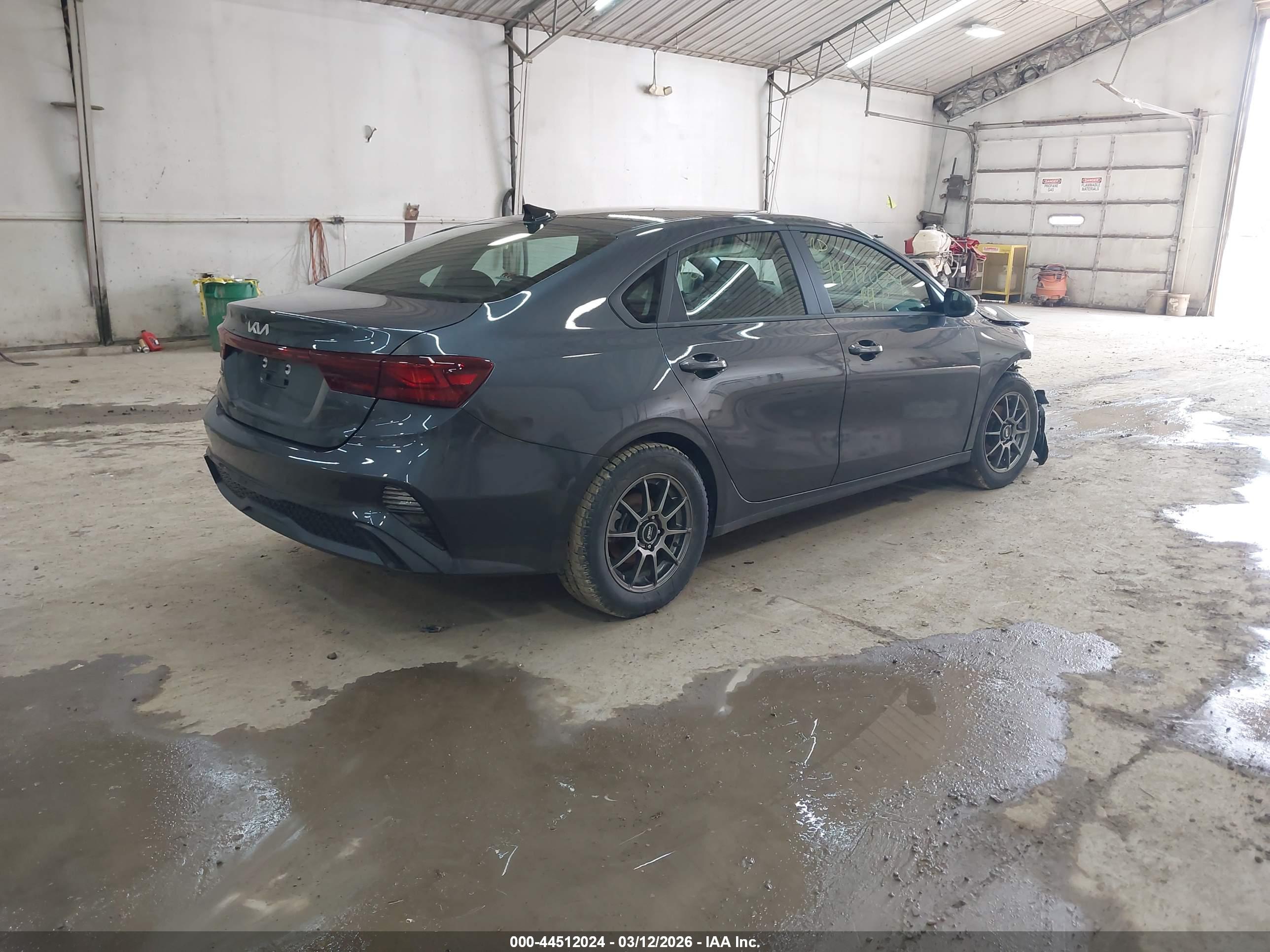 KIA FORTE image 4