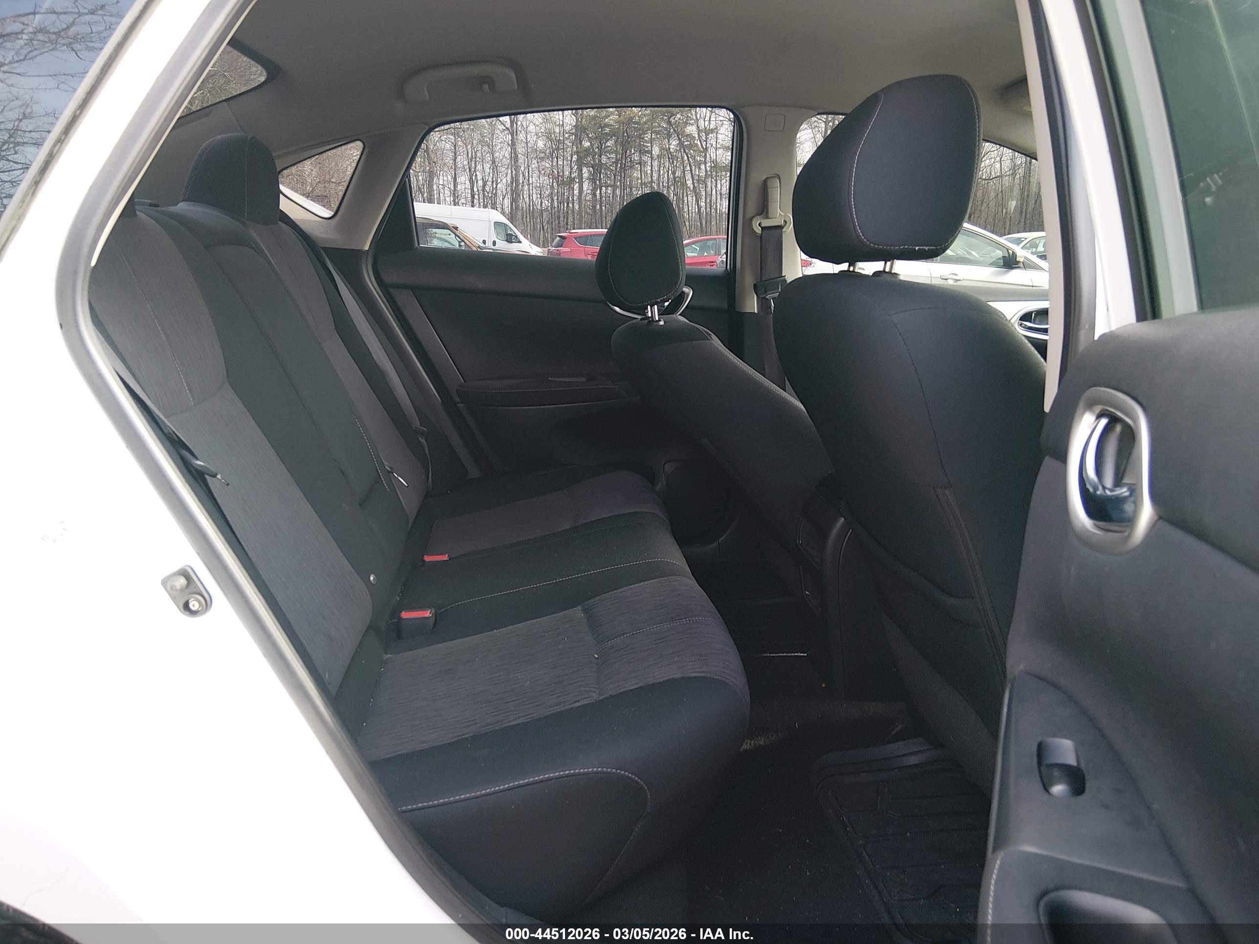 NISSAN SENTRA image 8