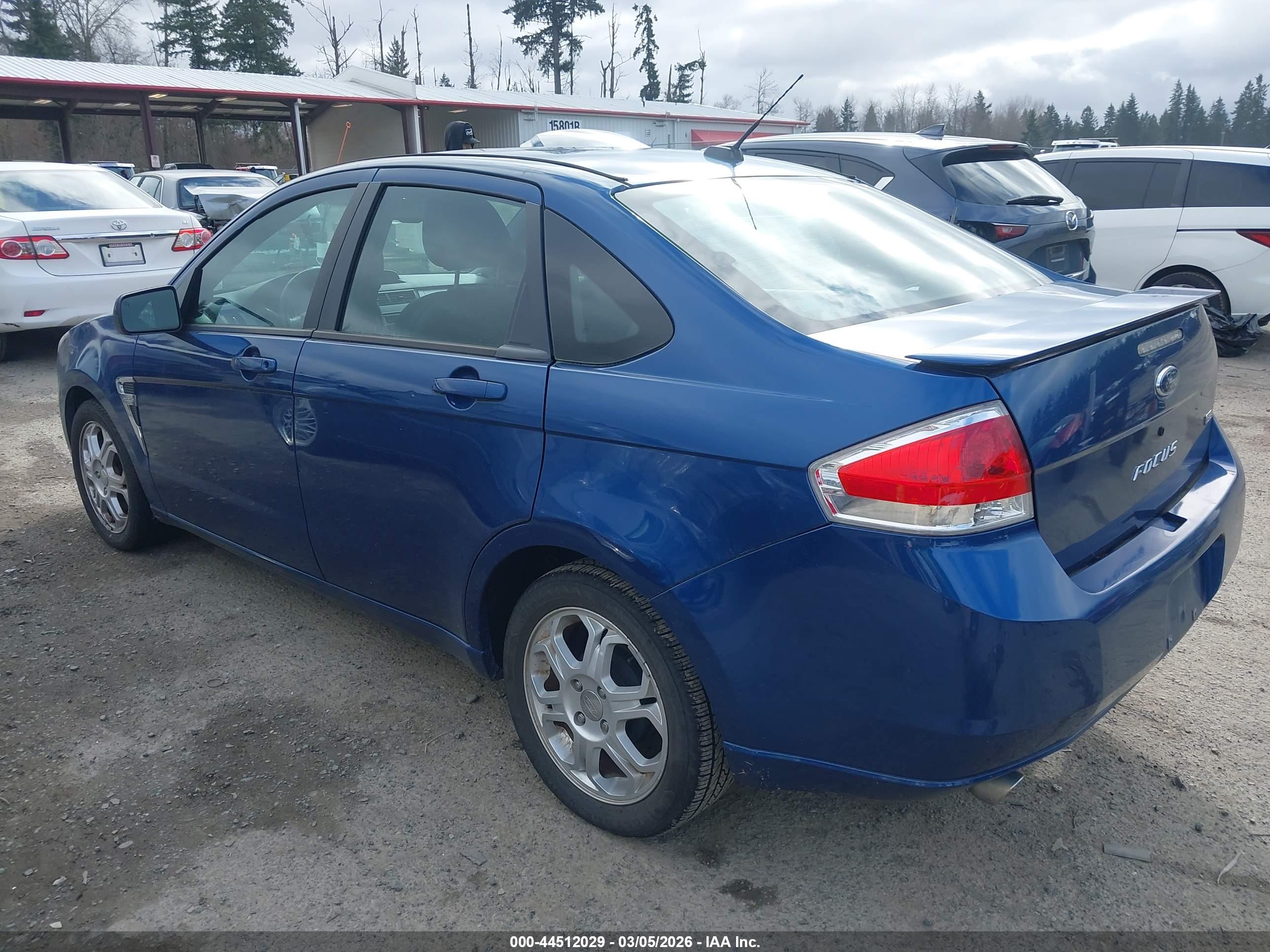 FORD FOCUS image 3