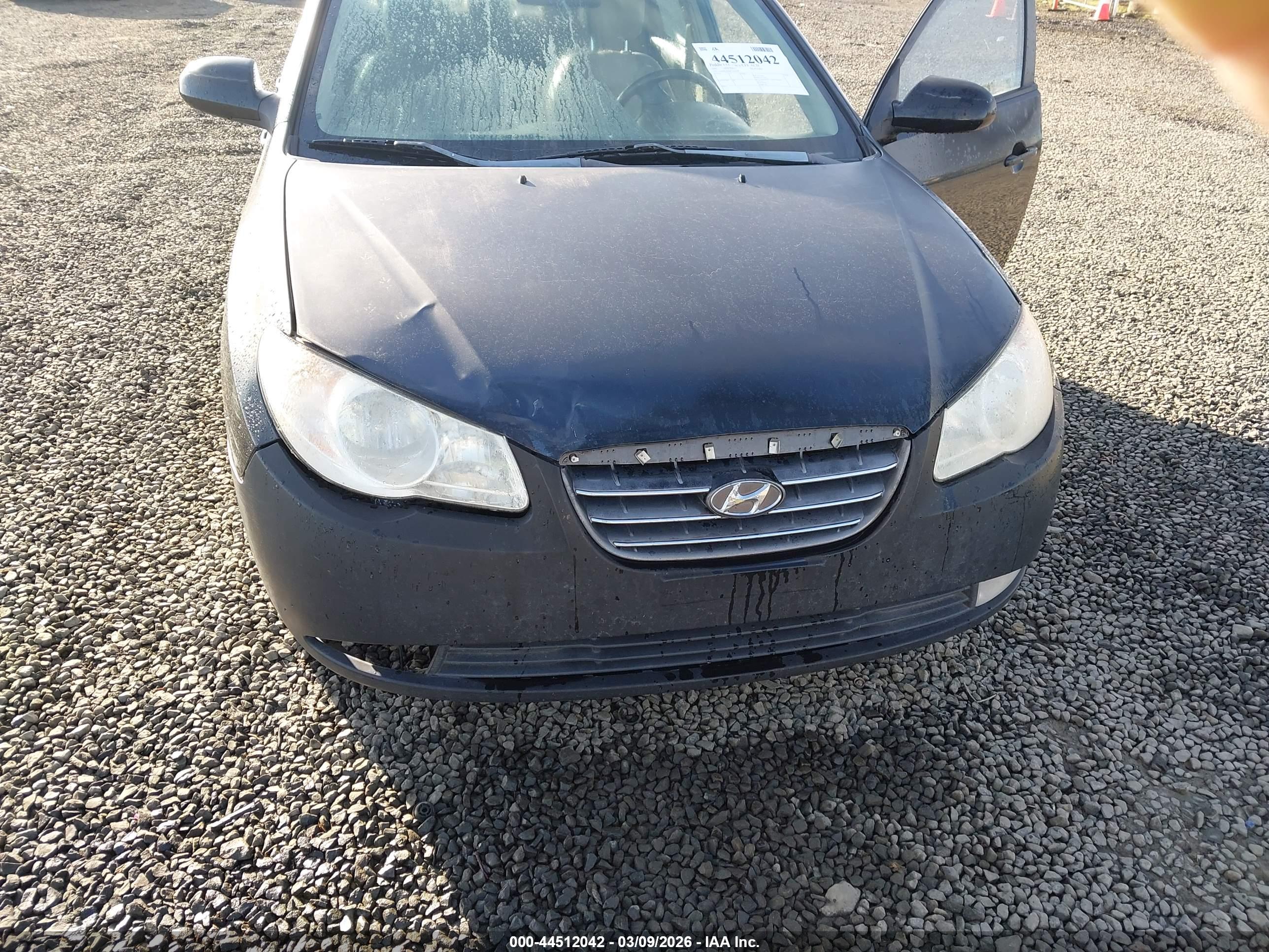 HYUNDAI ELANTRA image 6