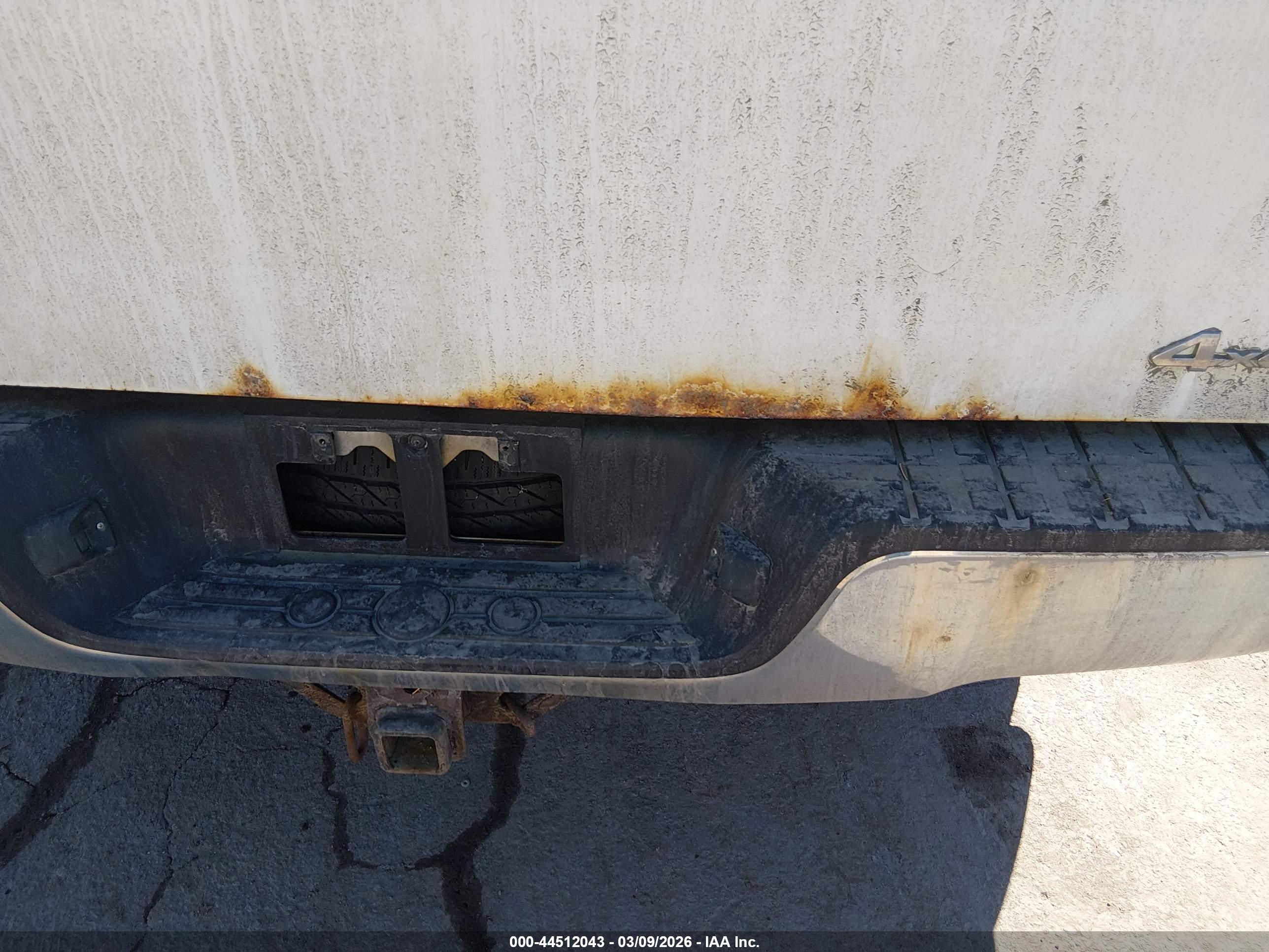 TOYOTA TUNDRA image 6