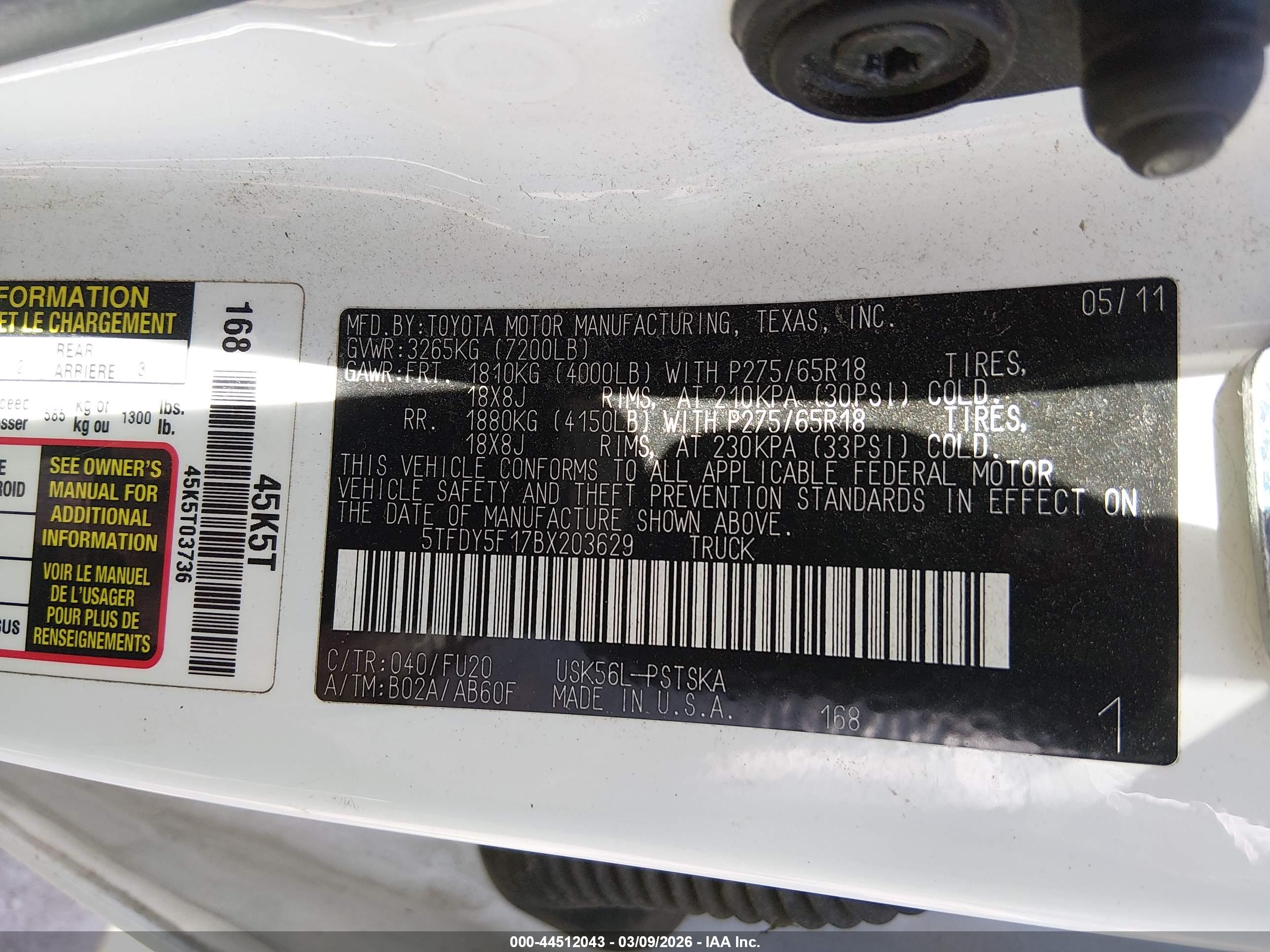 TOYOTA TUNDRA image 9