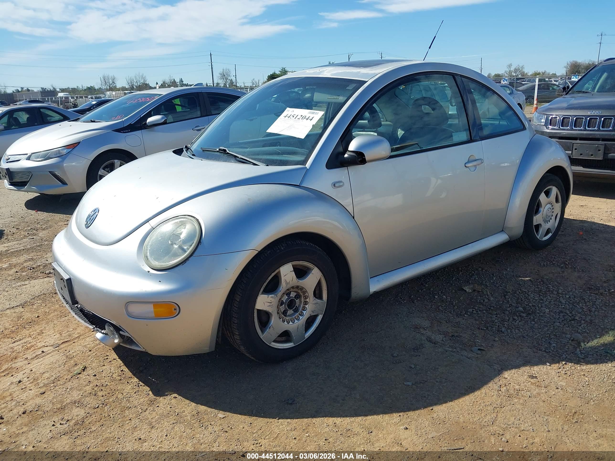VOLKSWAGEN NEW image 2