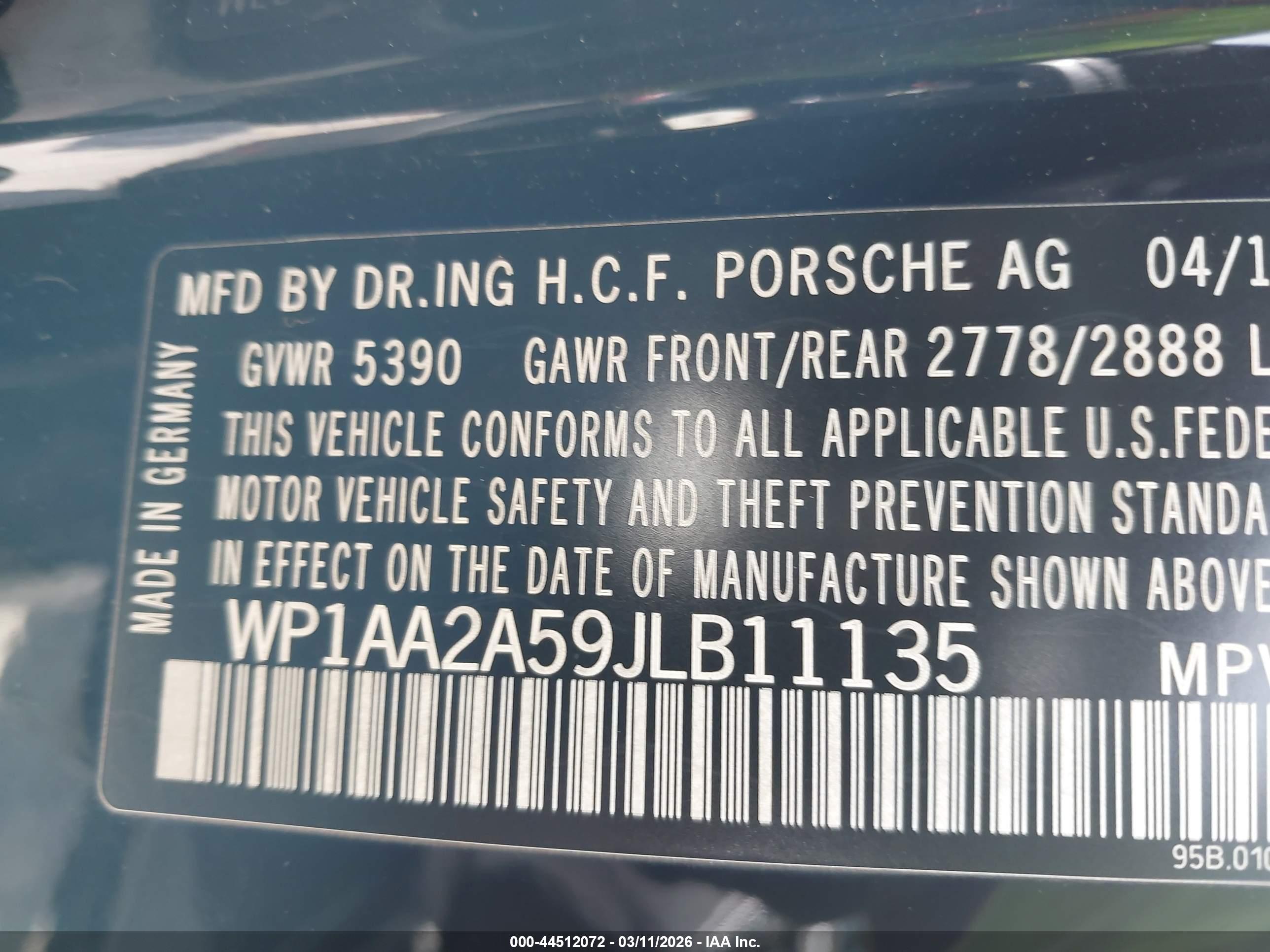 PORSCHE MACAN image 9