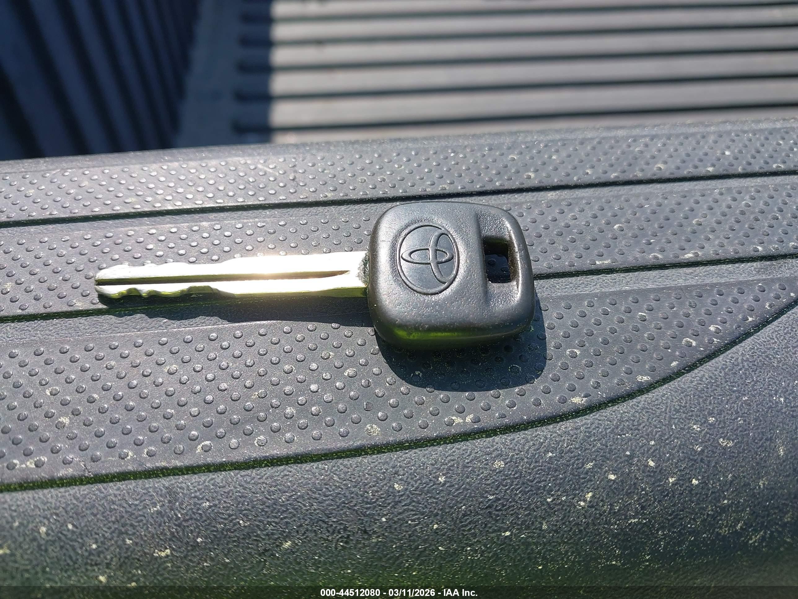 TOYOTA TACOMA image 11