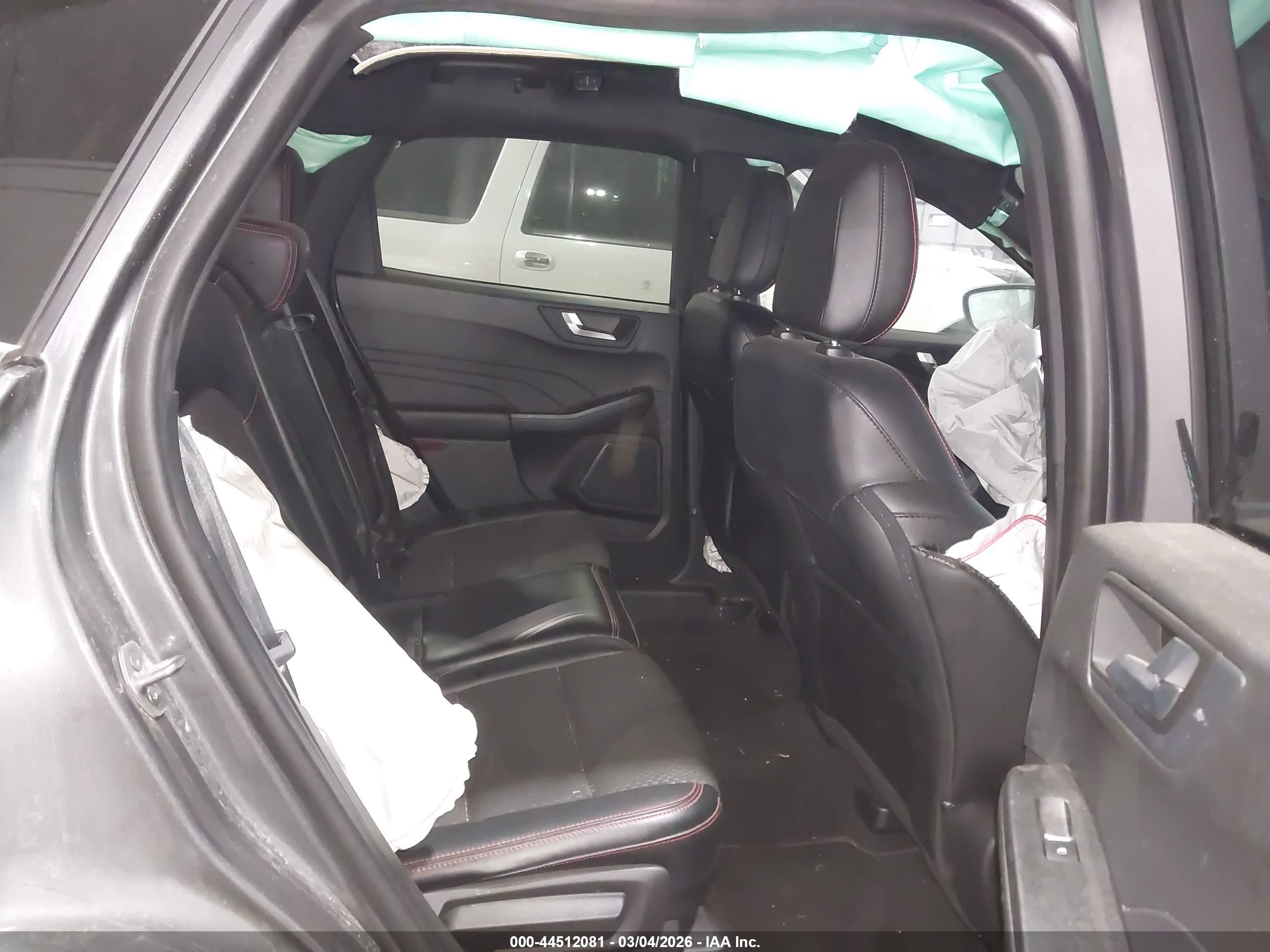 FORD ESCAPE image 8