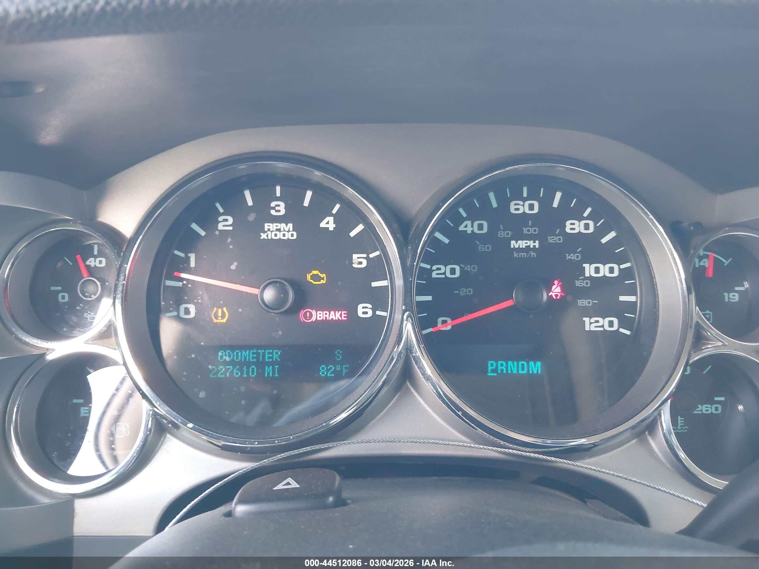 GMC SIERRA image 7