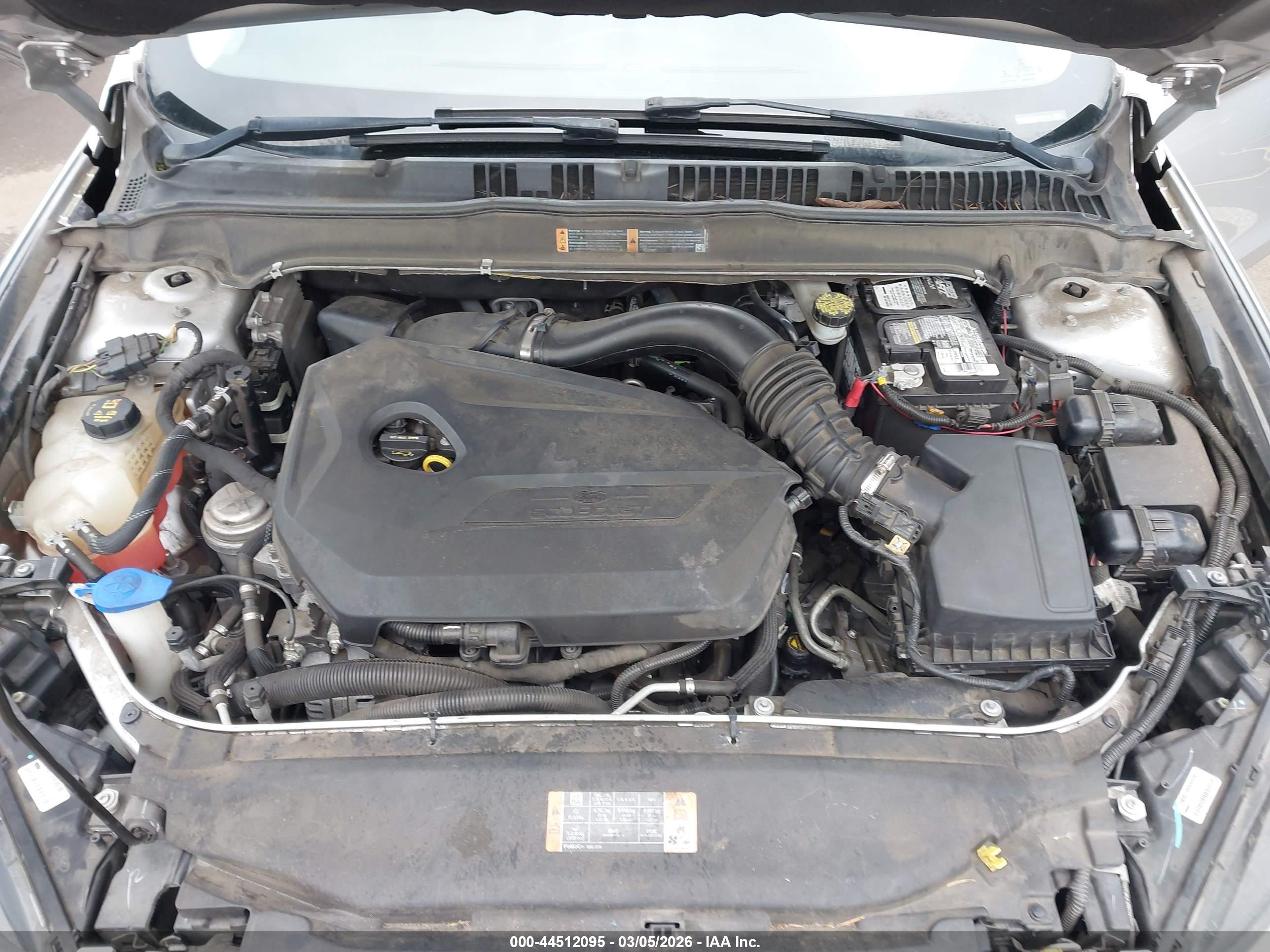 FORD FUSION image 10