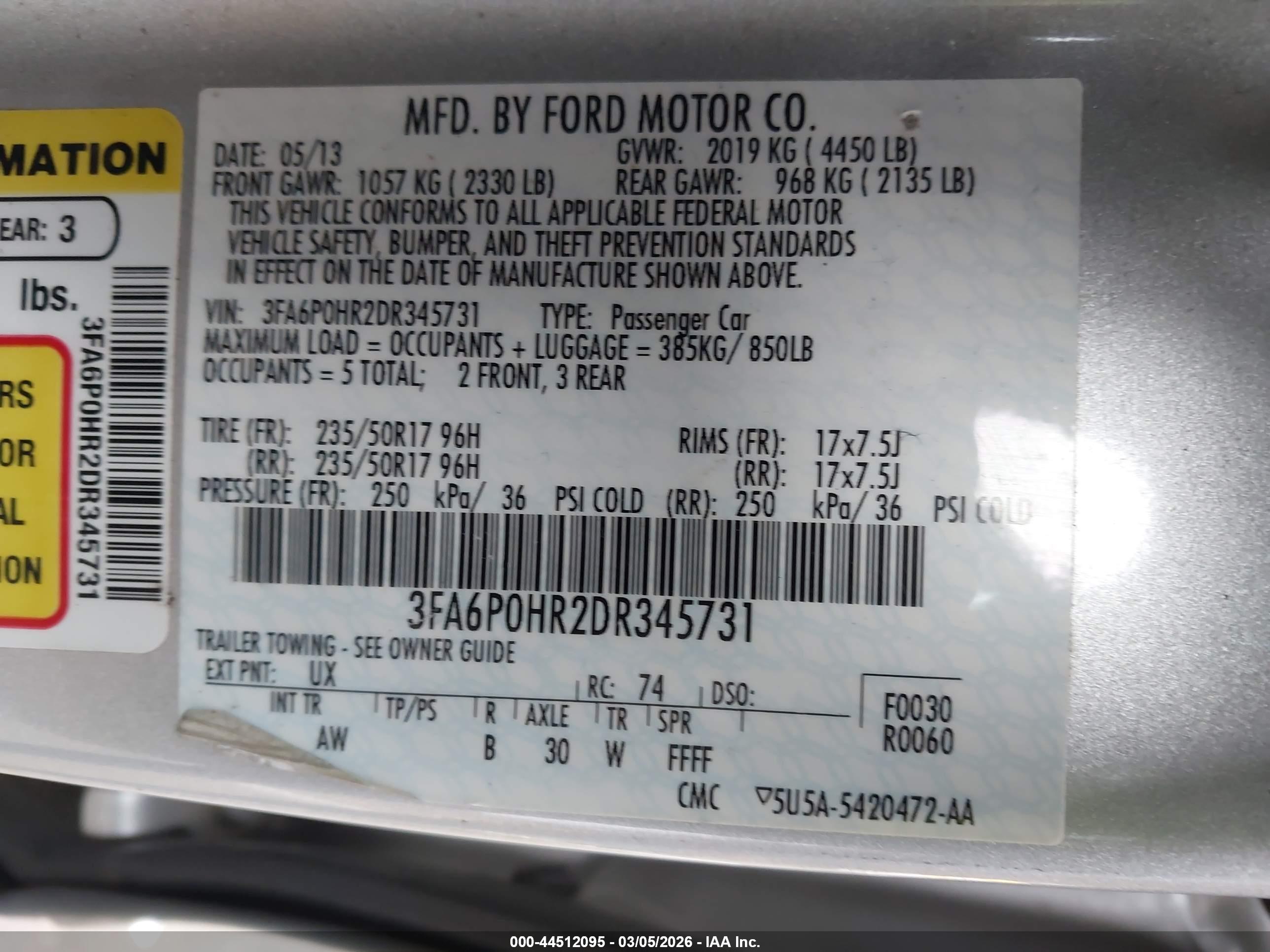 FORD FUSION image 9