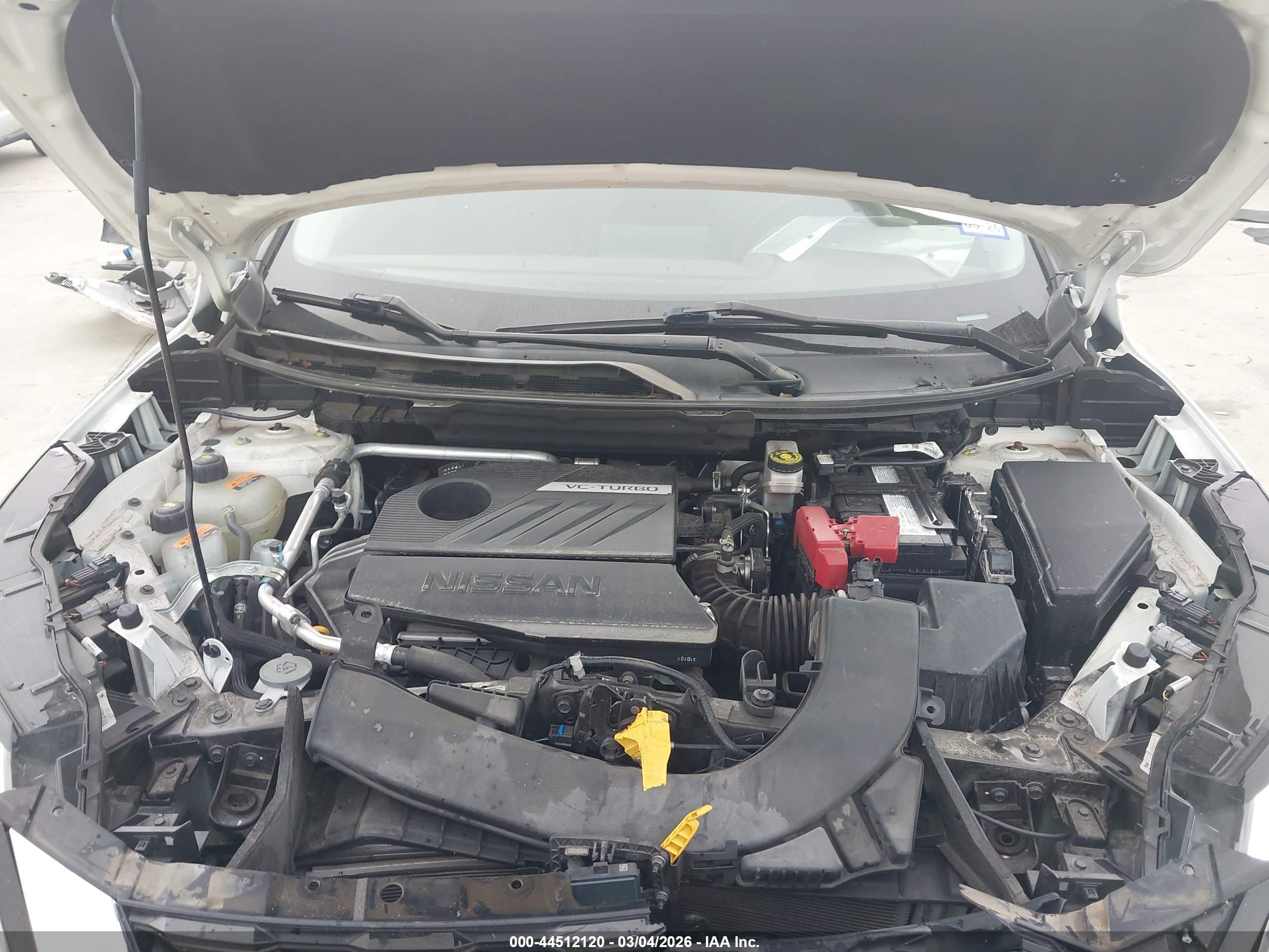 NISSAN ROGUE image 10