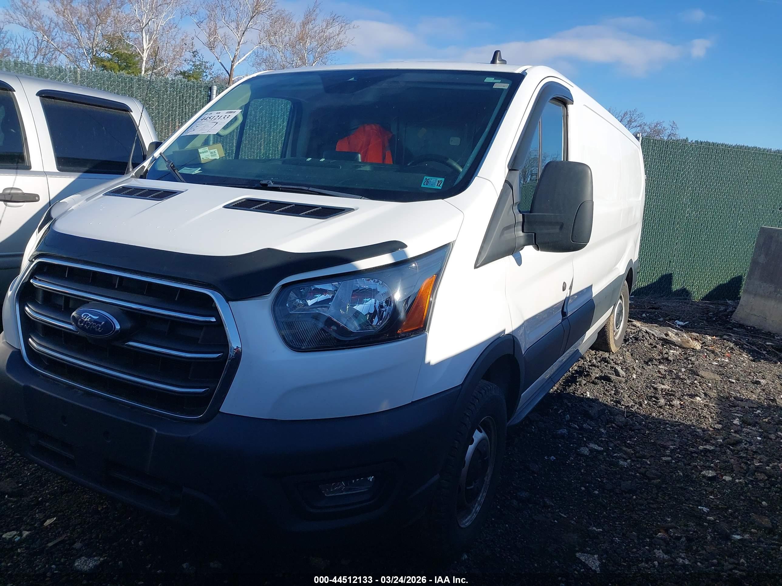 FORD TRANSIT-250 image 2
