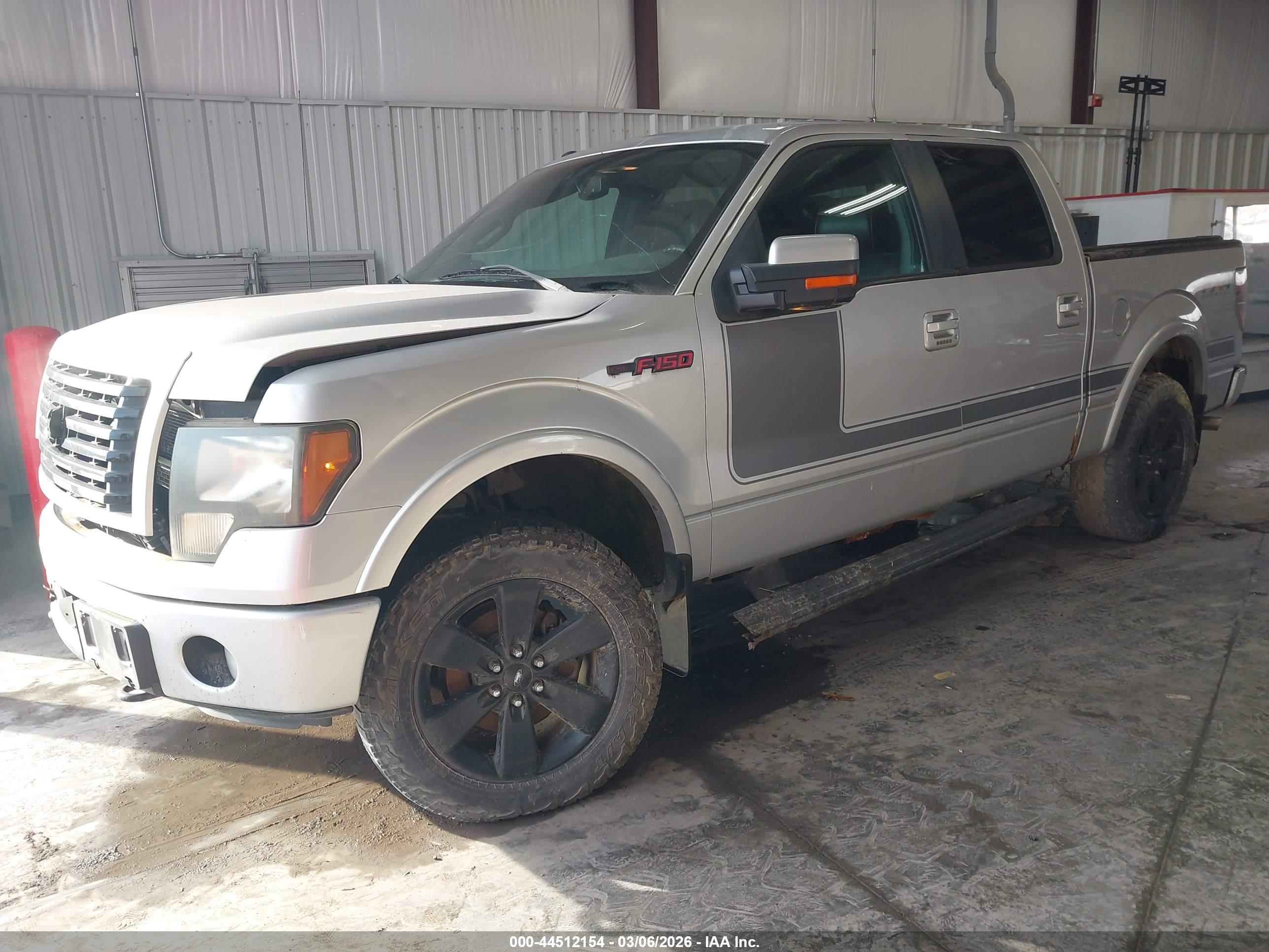 FORD F-150 image 2