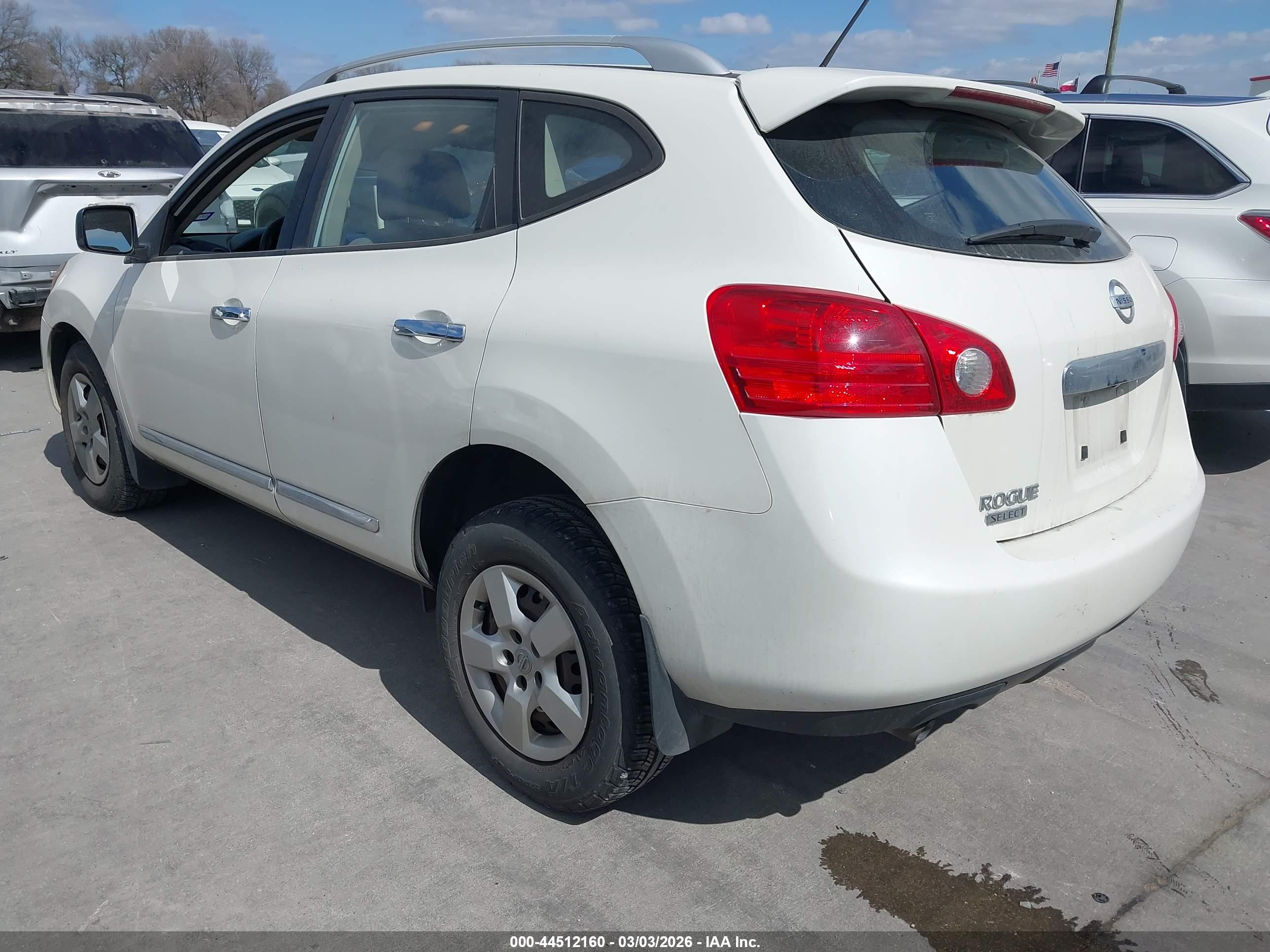 NISSAN ROGUE image 3