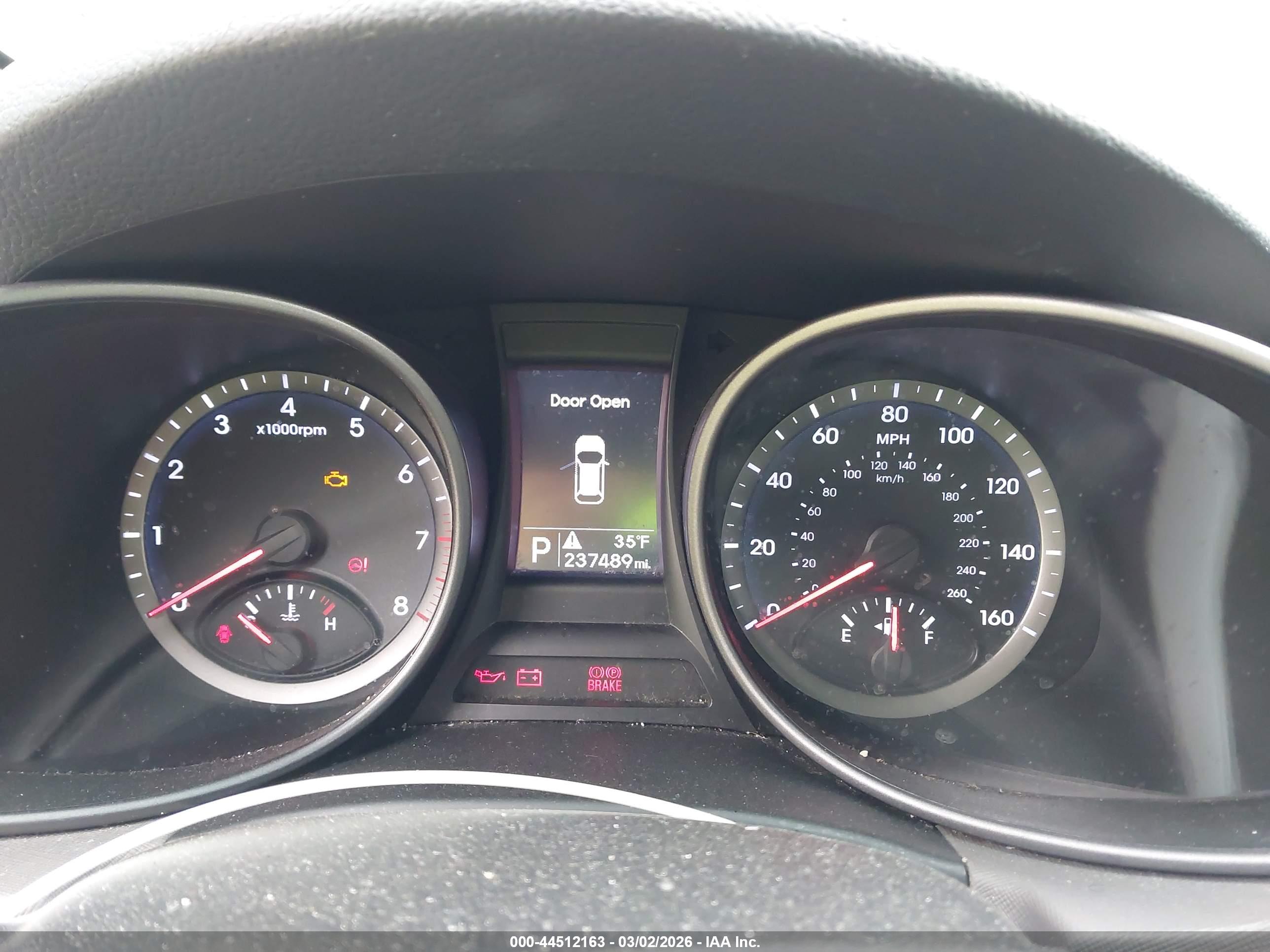 HYUNDAI SANTA image 7