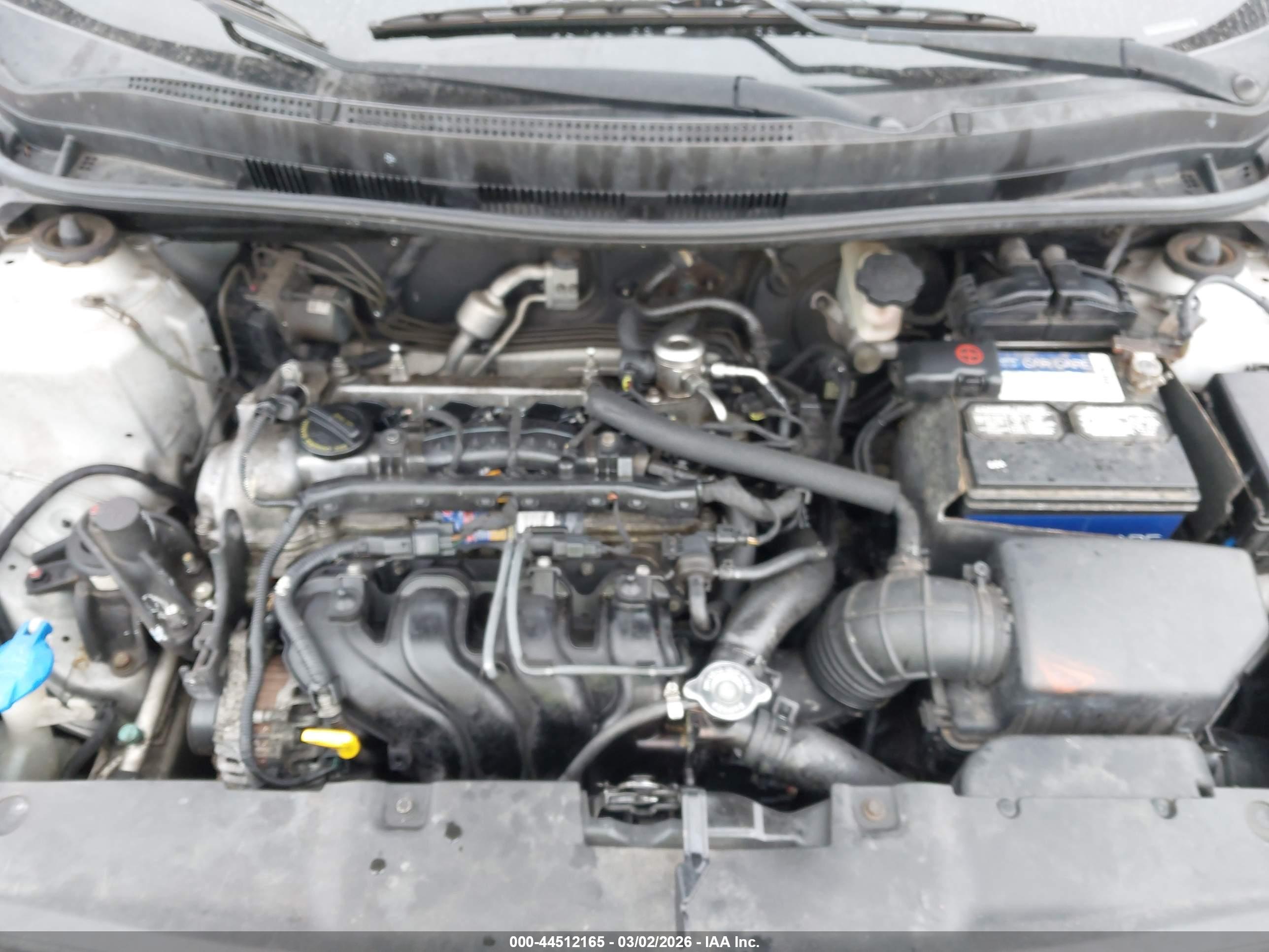 HYUNDAI ACCENT image 10