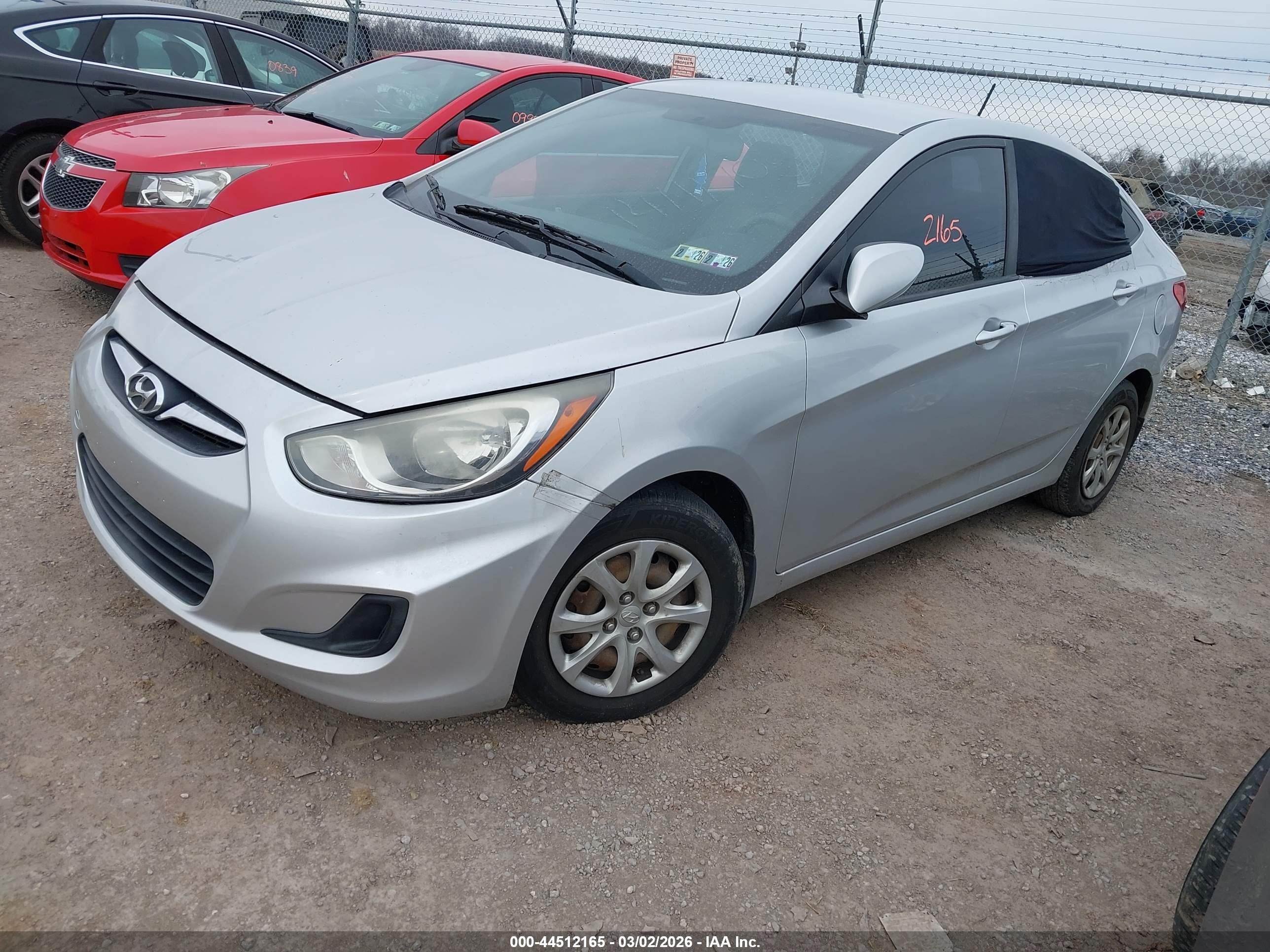 HYUNDAI ACCENT image 2