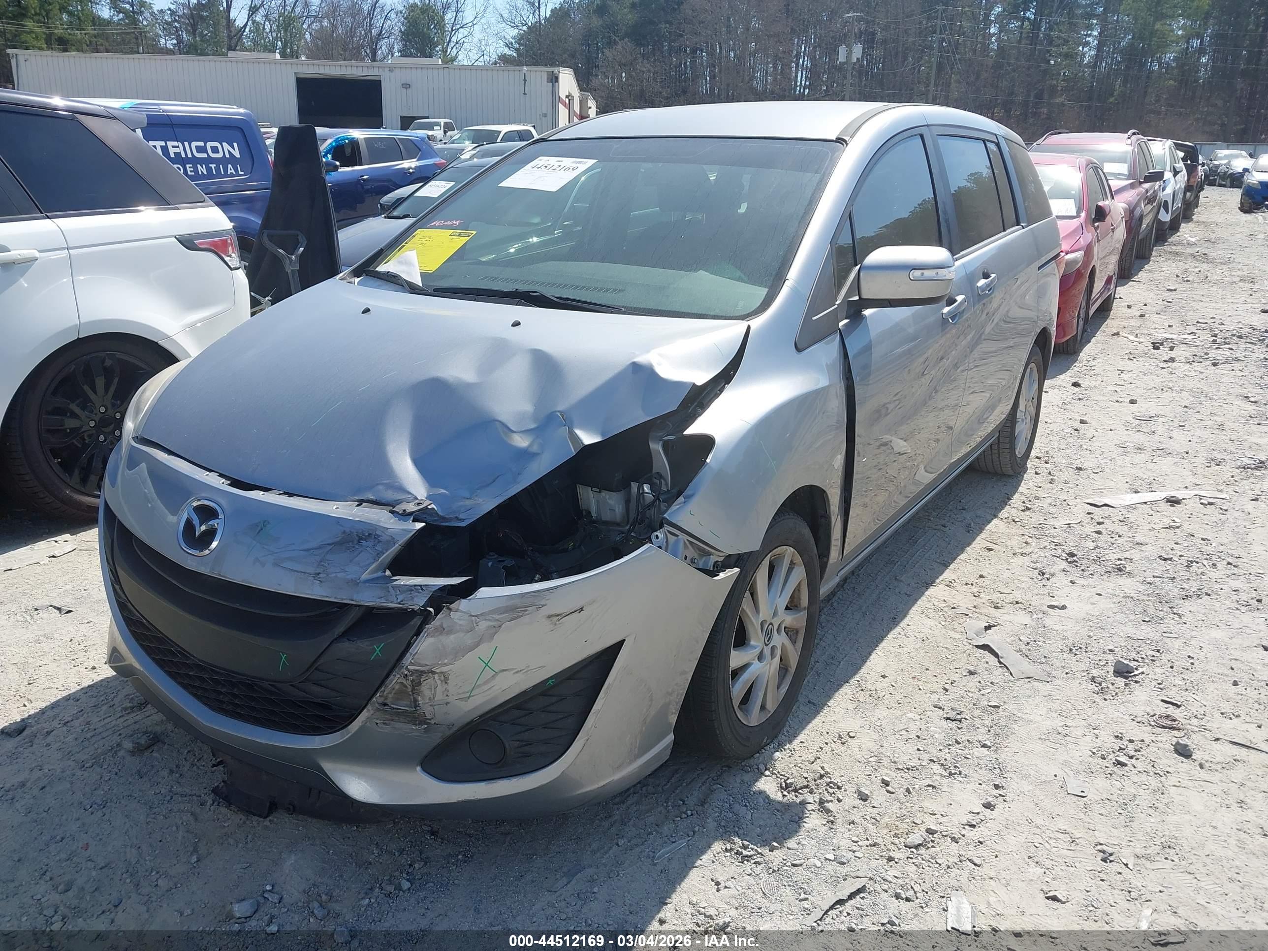 MAZDA MAZDA5 image 2
