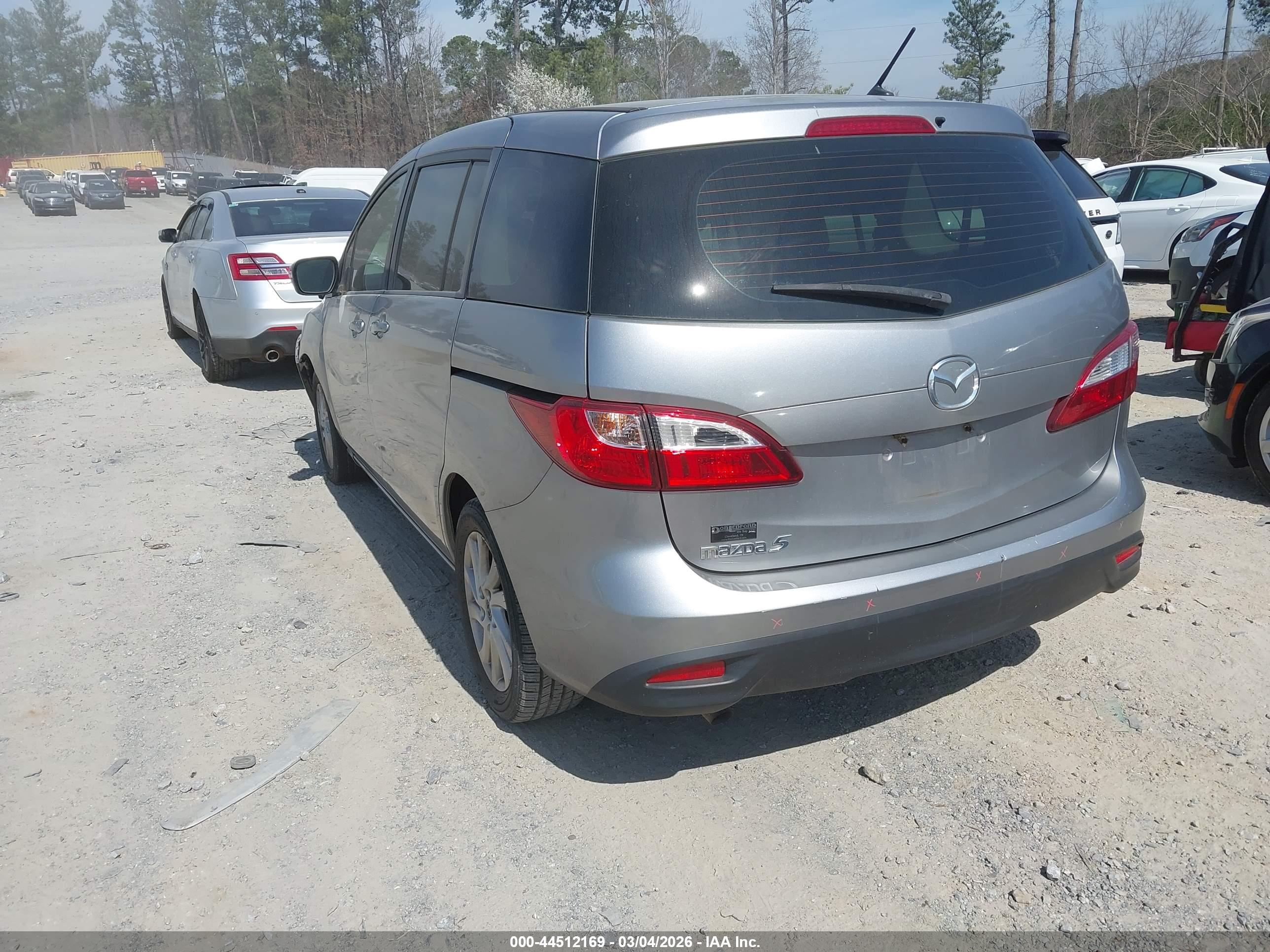 MAZDA MAZDA5 image 3