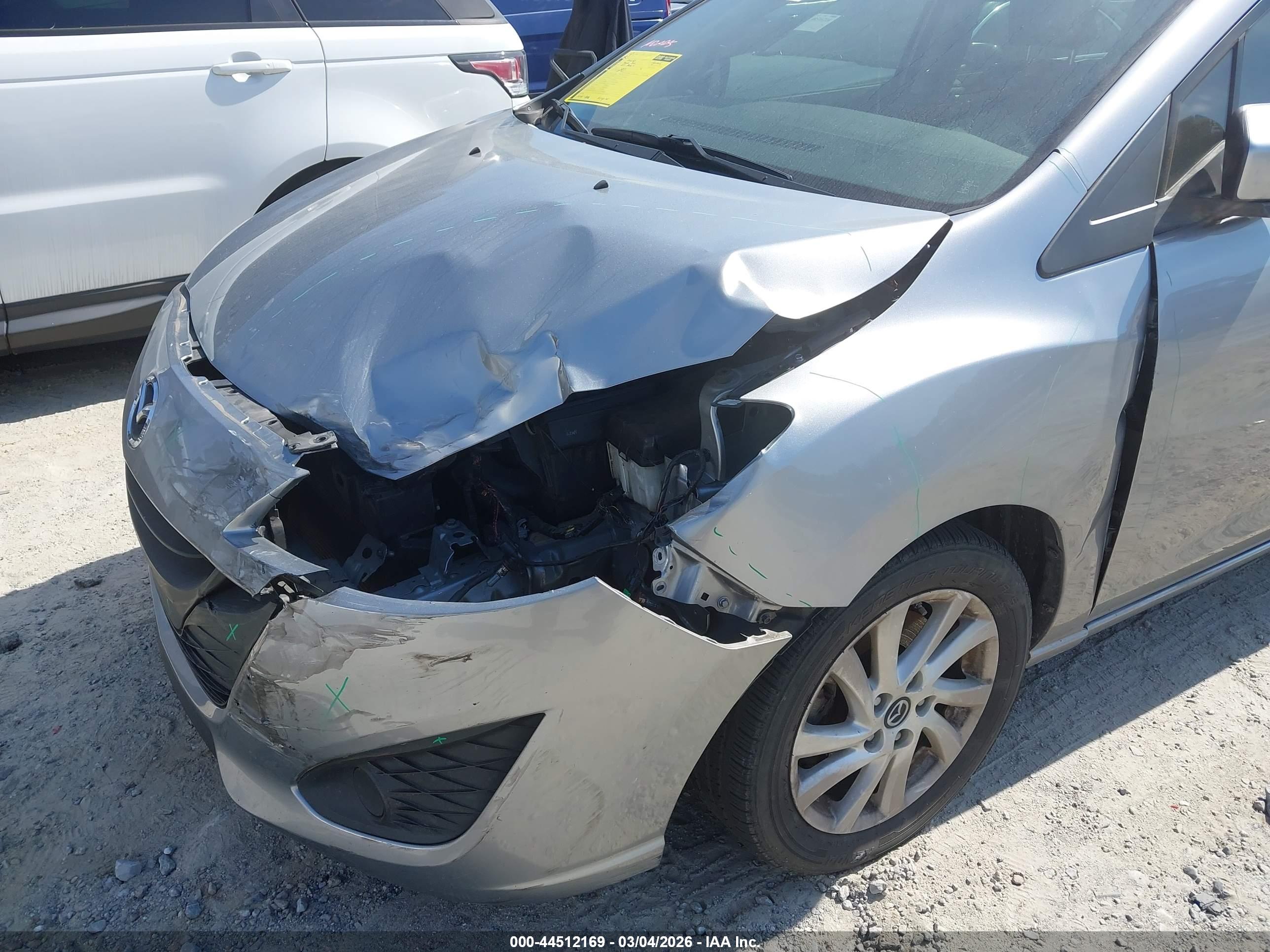 MAZDA MAZDA5 image 6
