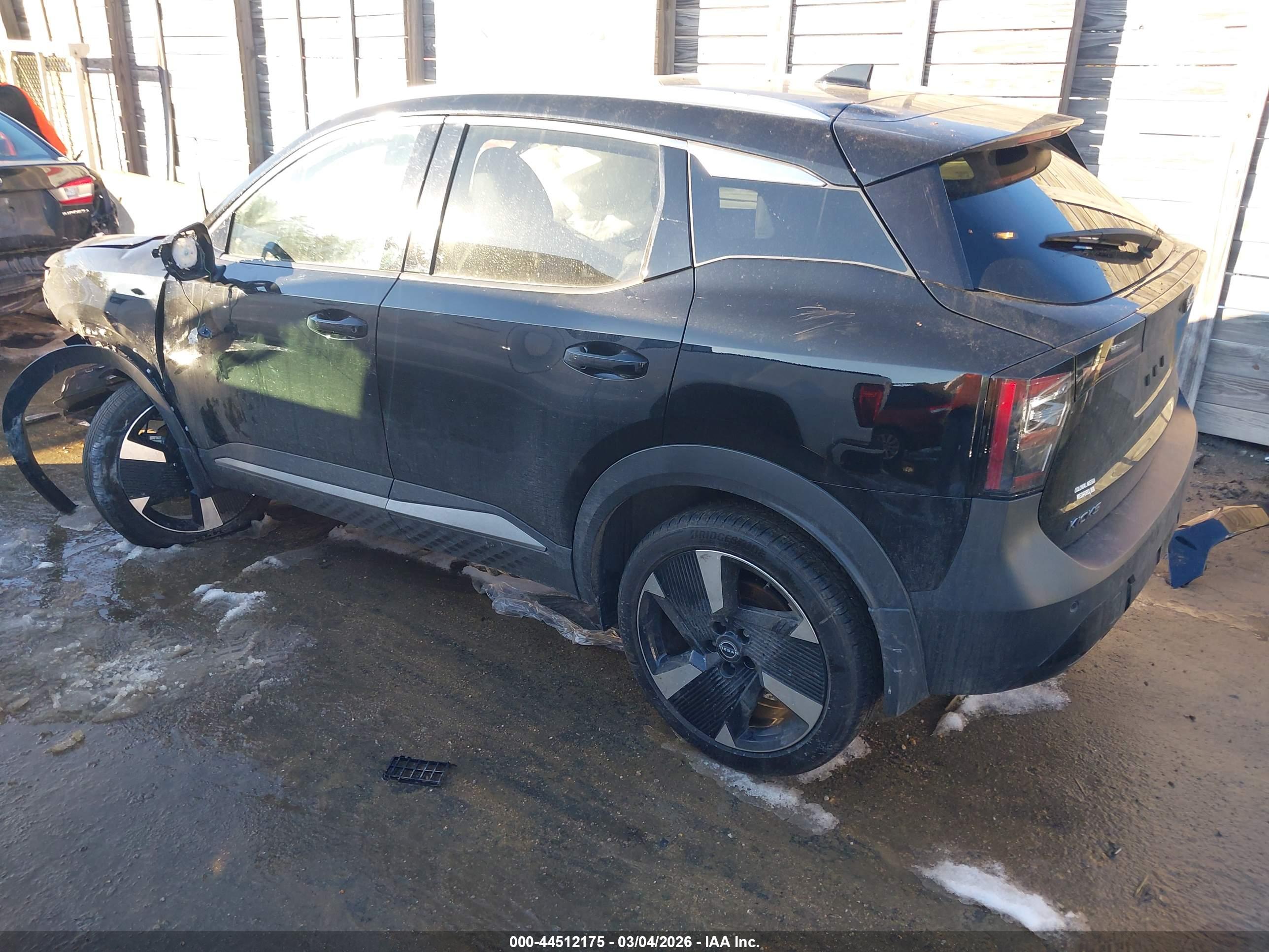 NISSAN KICKS image 3