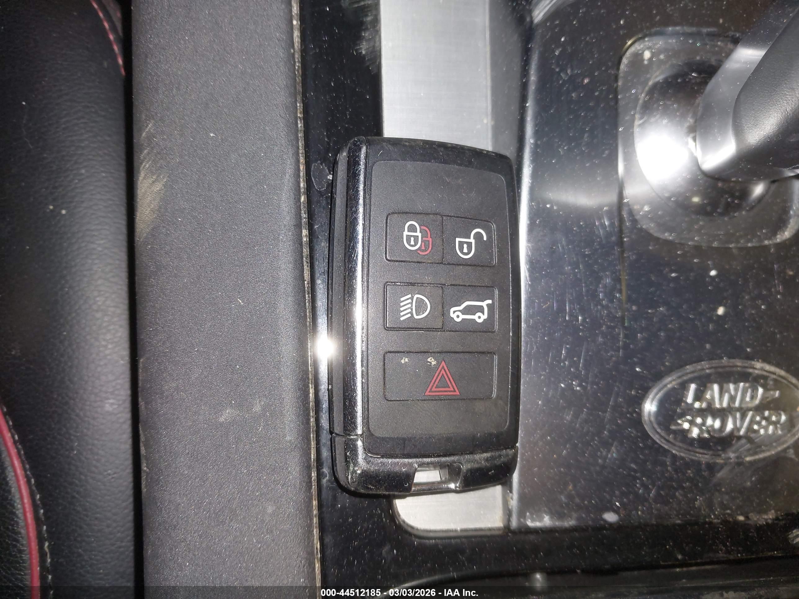 LAND ROVER image 11