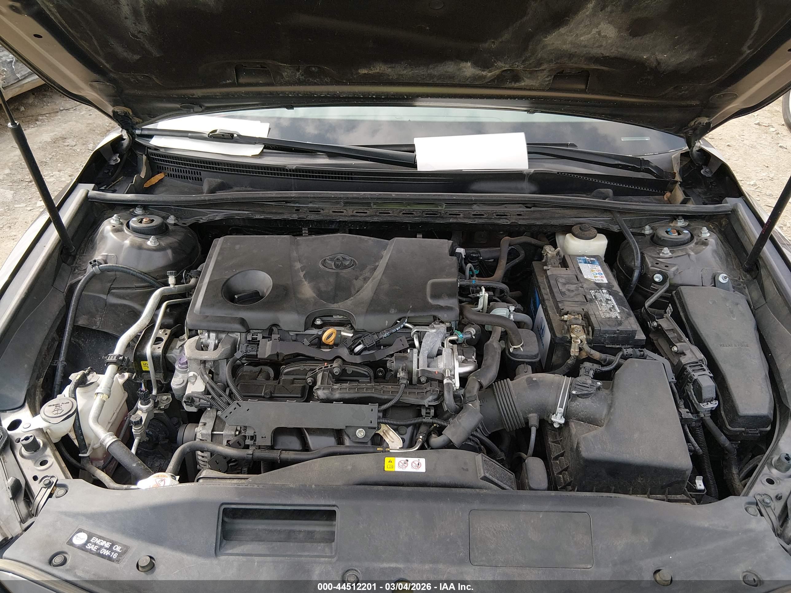 TOYOTA CAMRY image 10