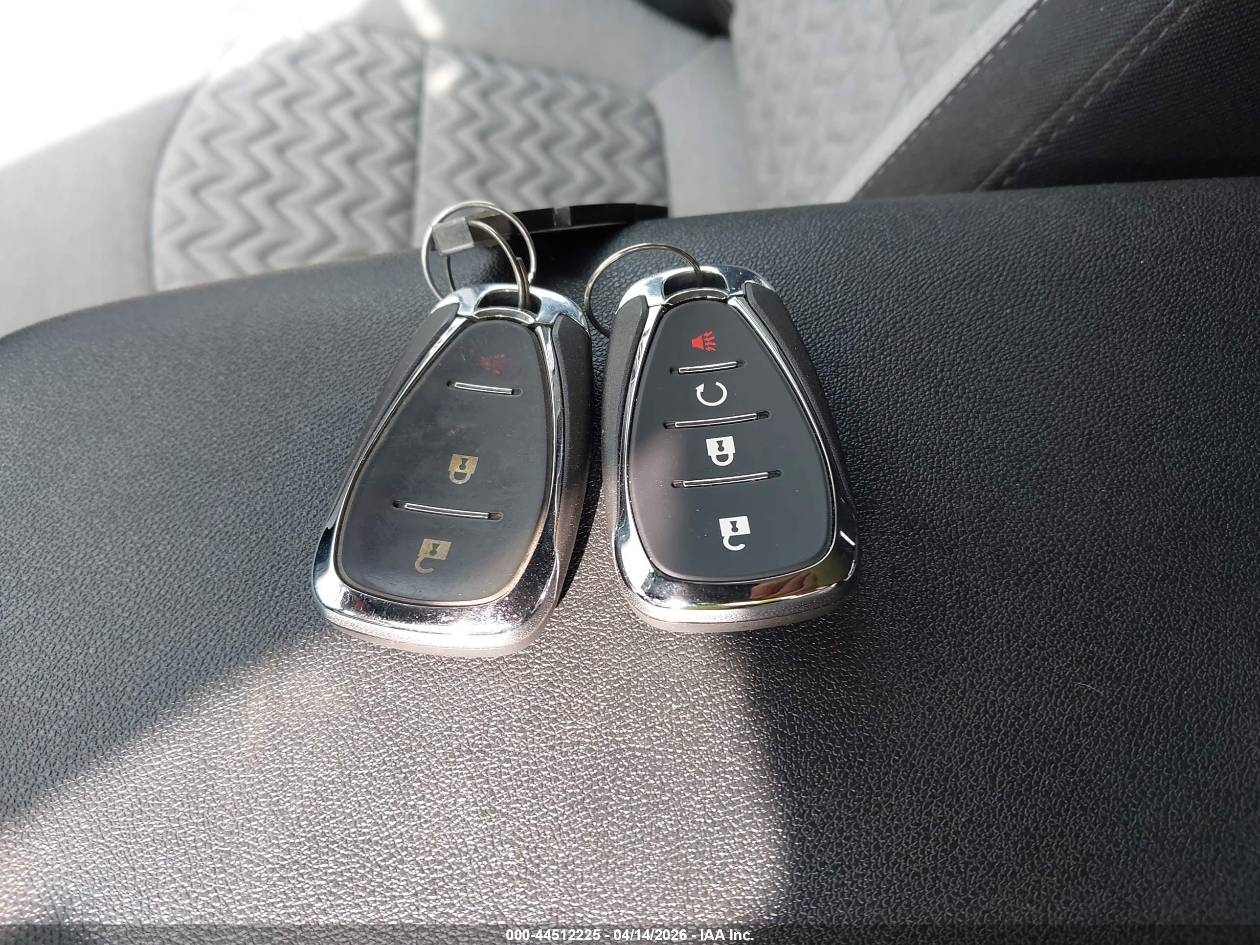 CHEVROLET EQUINOX image 11