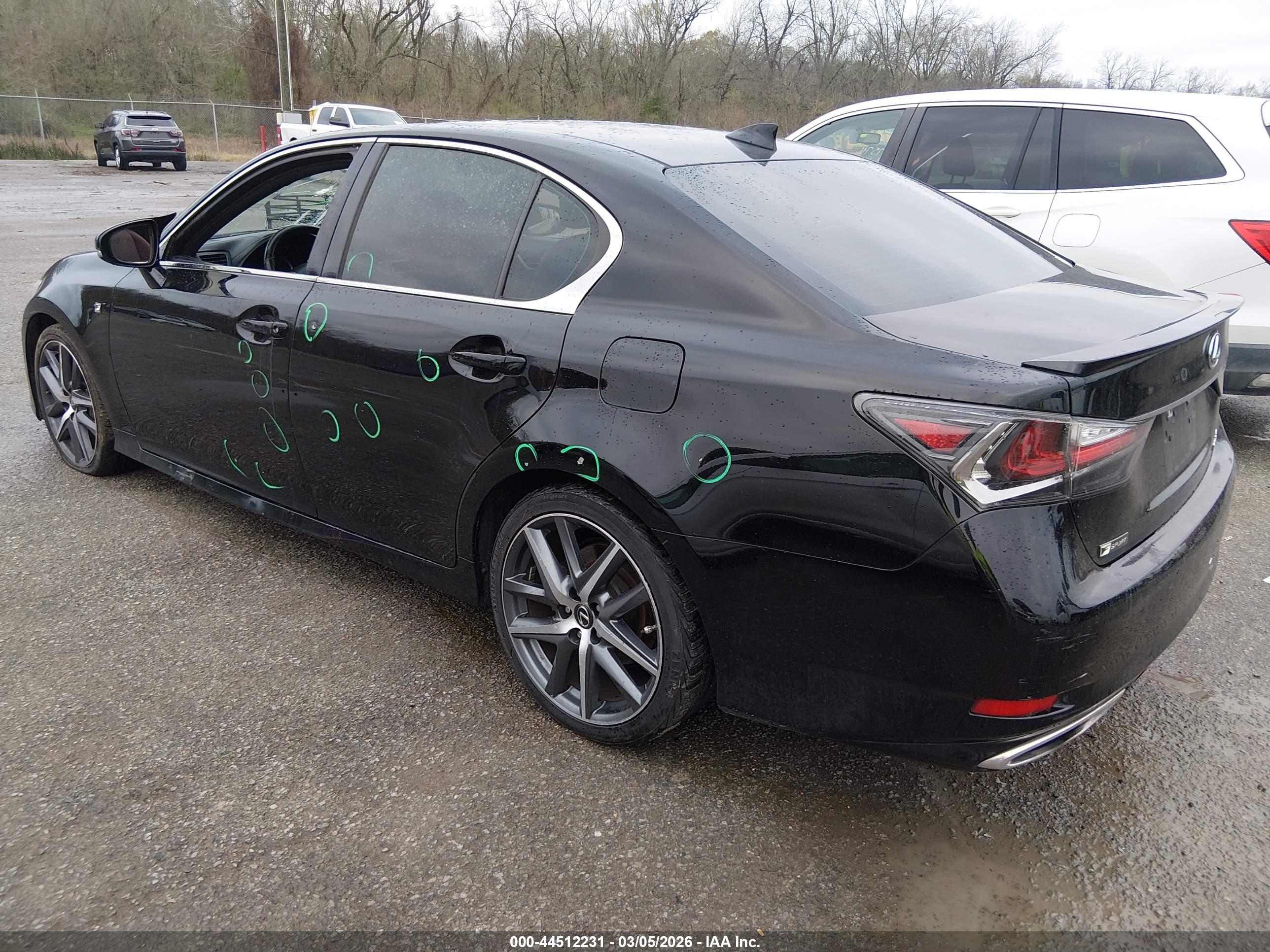 LEXUS GS image 3