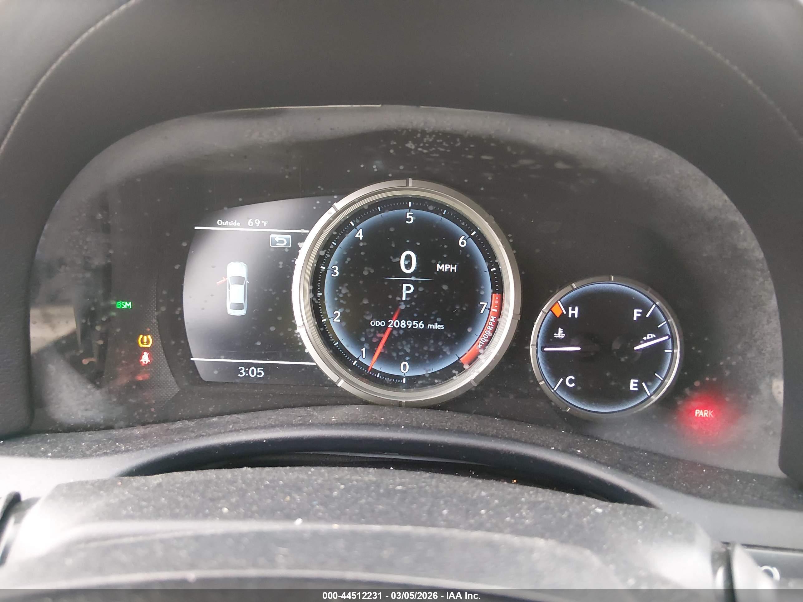LEXUS GS image 7