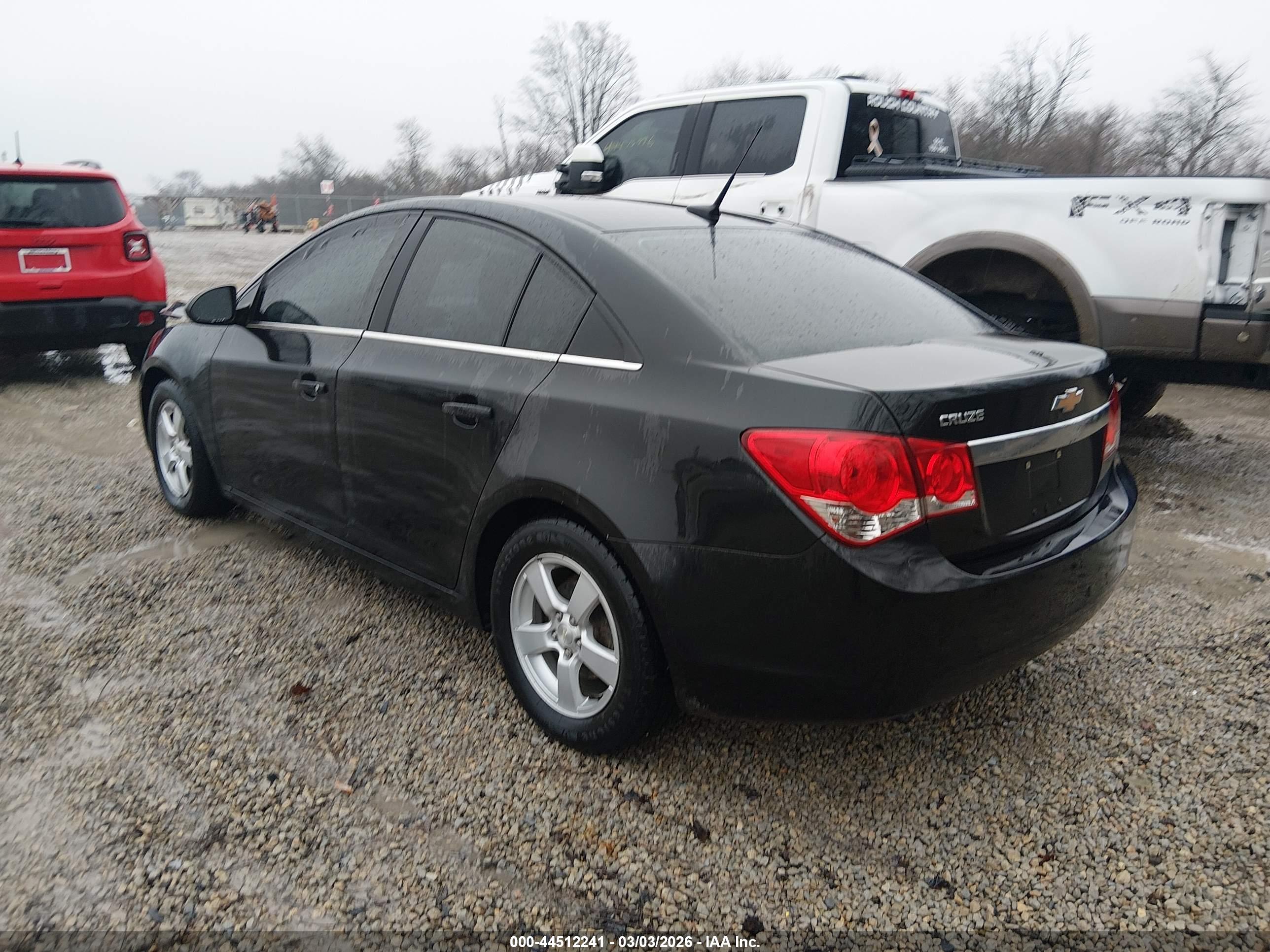 CHEVROLET CRUZE image 3