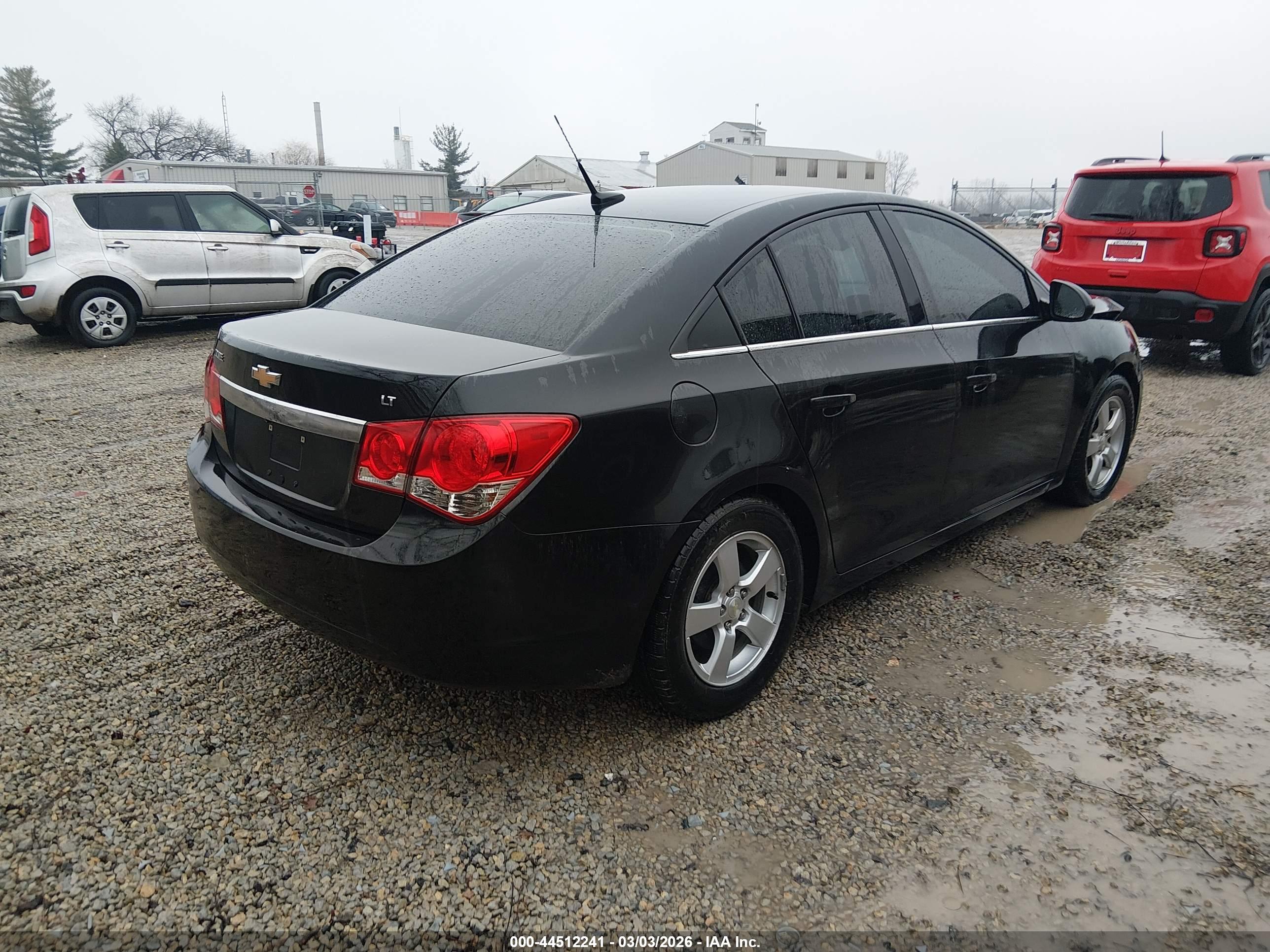 CHEVROLET CRUZE image 4