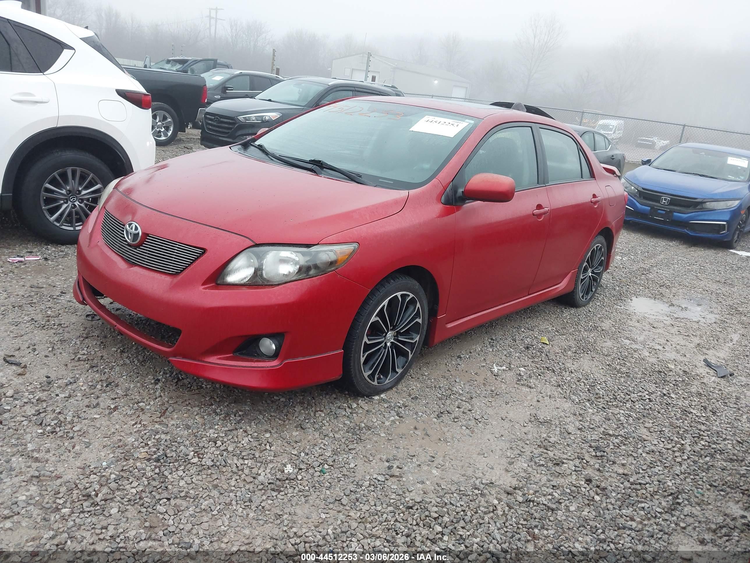 TOYOTA COROLLA image 2
