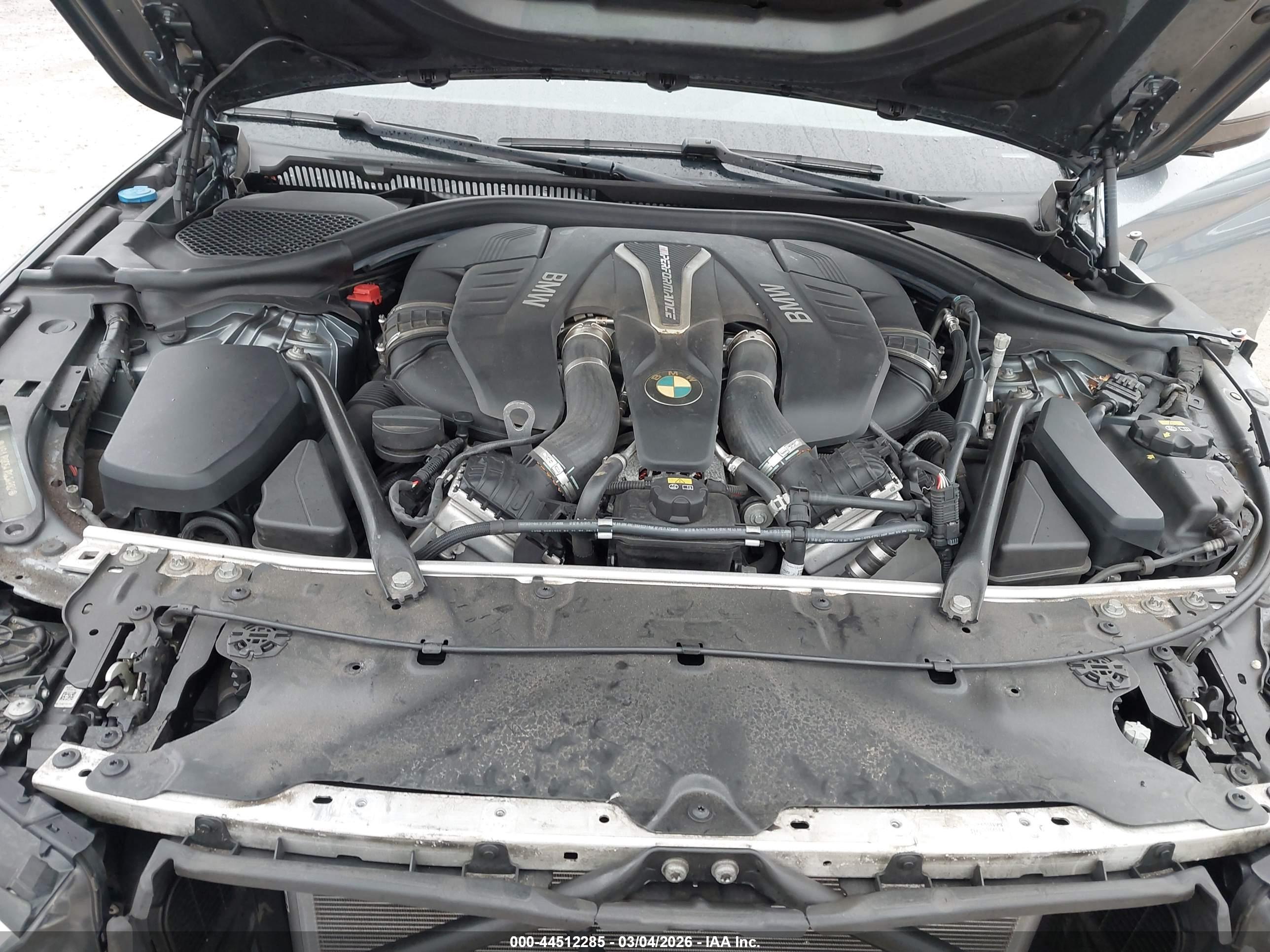 BMW M550I image 10