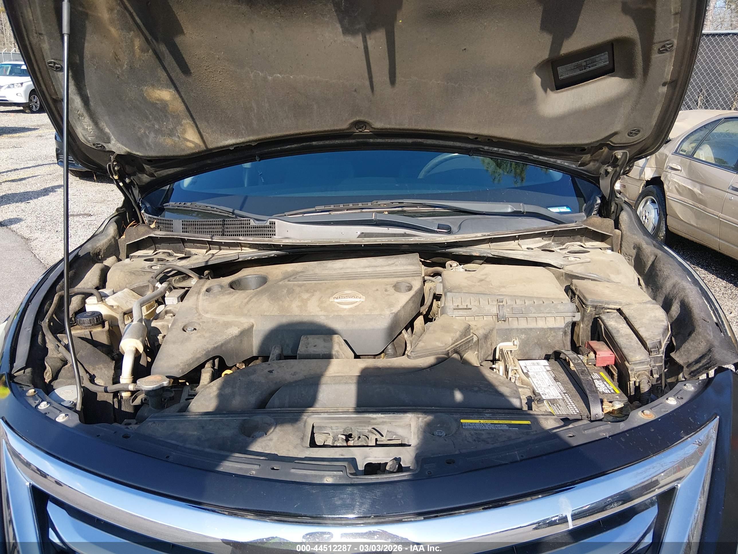 NISSAN ALTIMA image 10