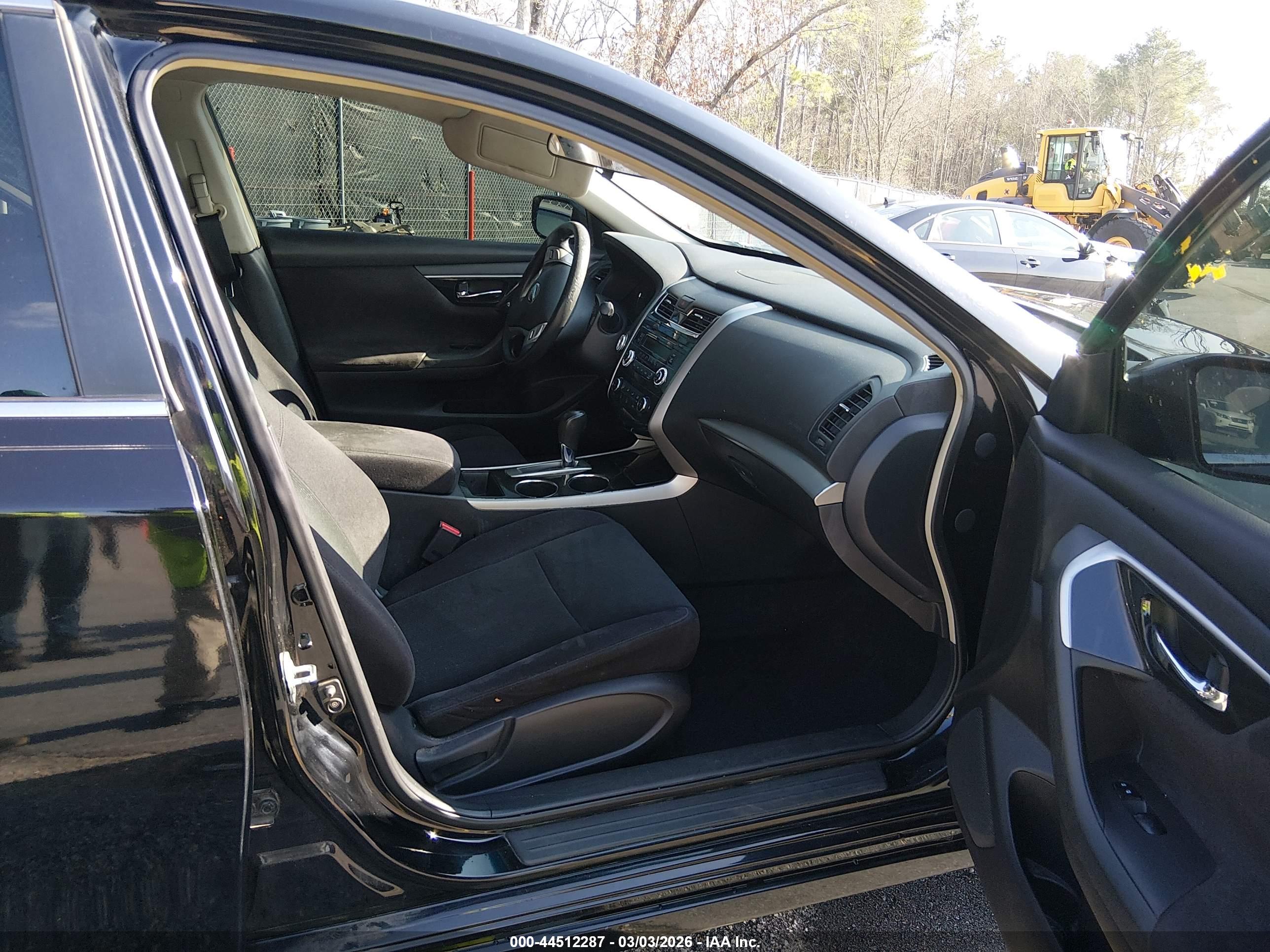 NISSAN ALTIMA image 5