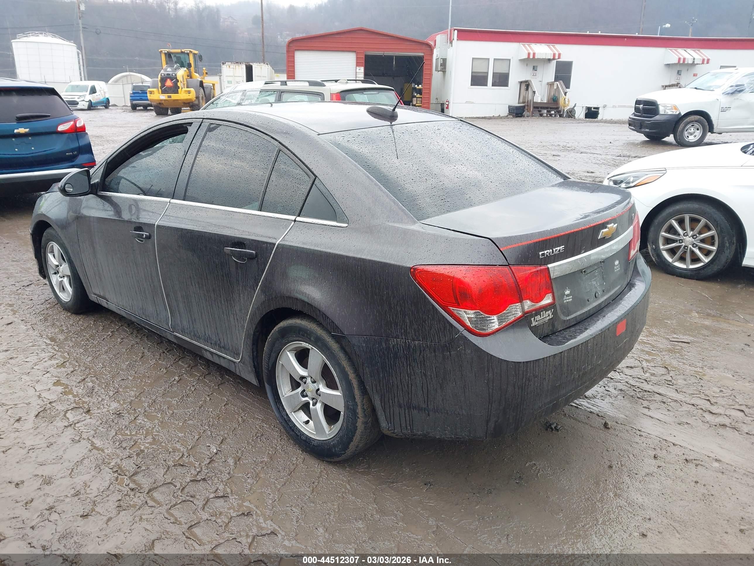 CHEVROLET CRUZE image 3