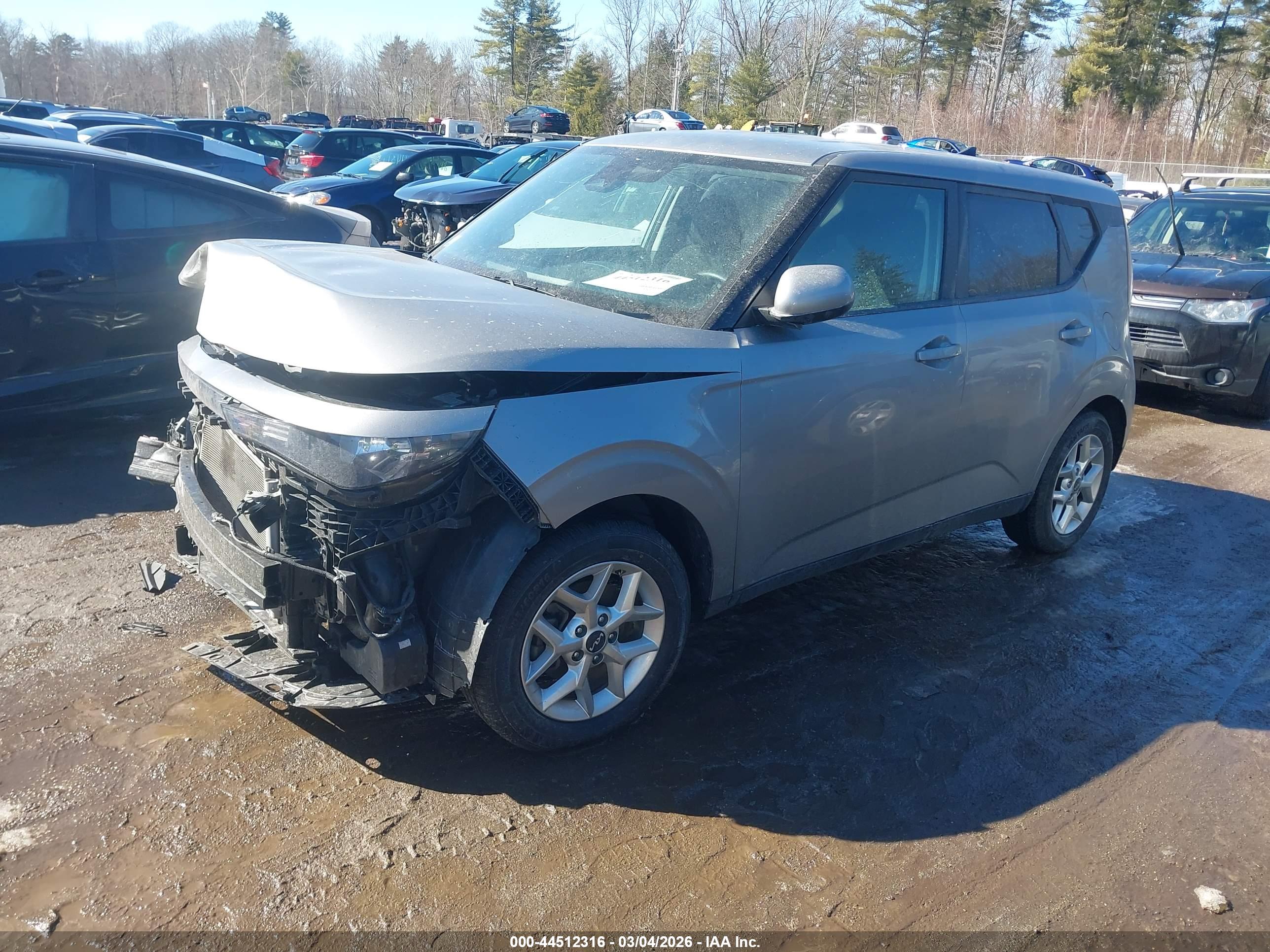 KIA SOUL image 2