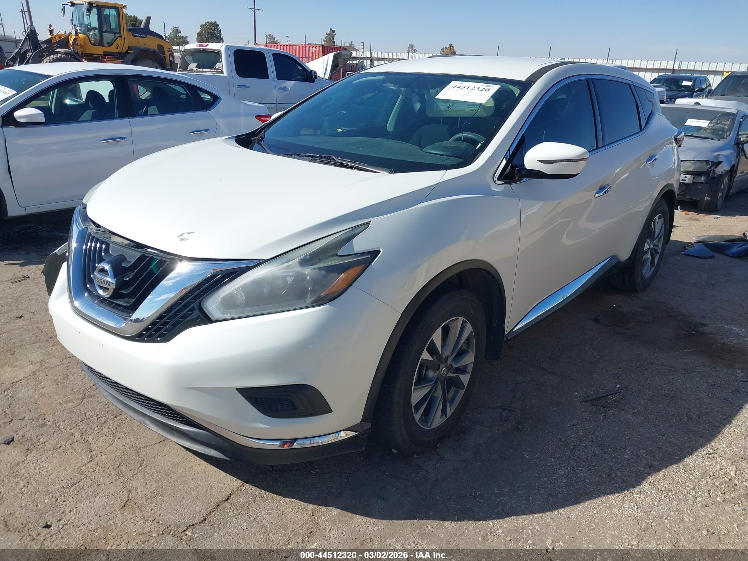 NISSAN MURANO image 2