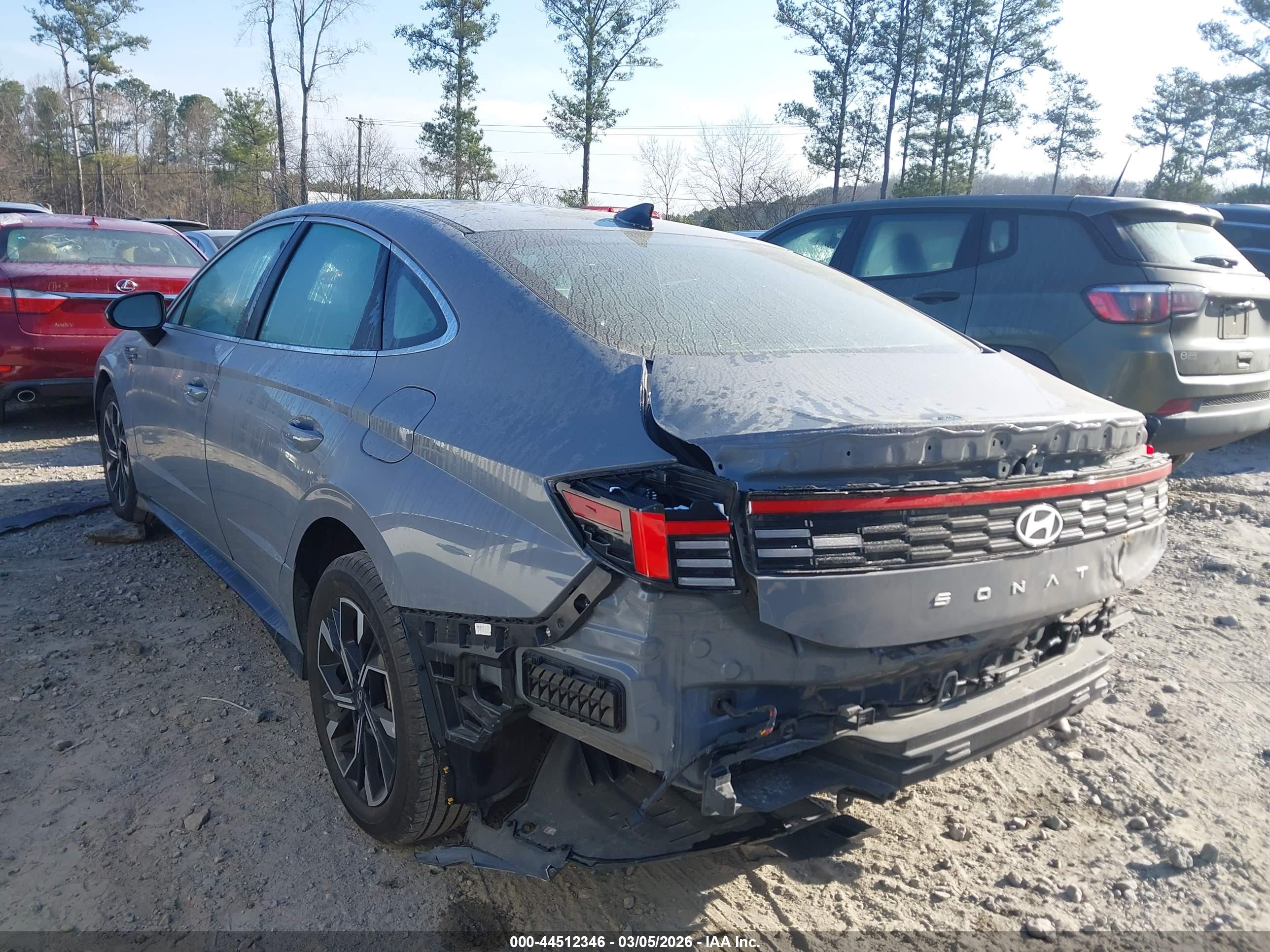 HYUNDAI SONATA image 3