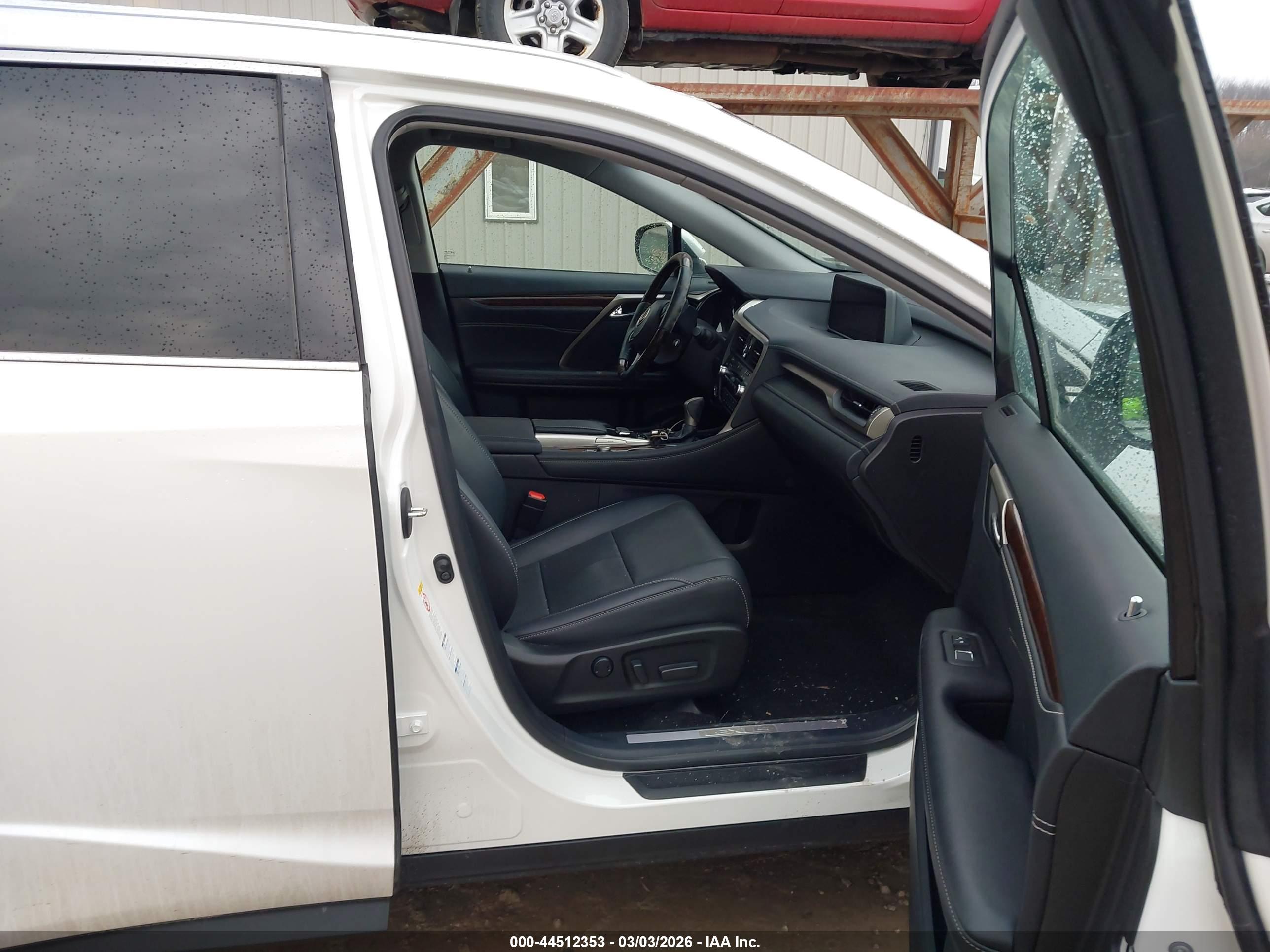 LEXUS RX image 5