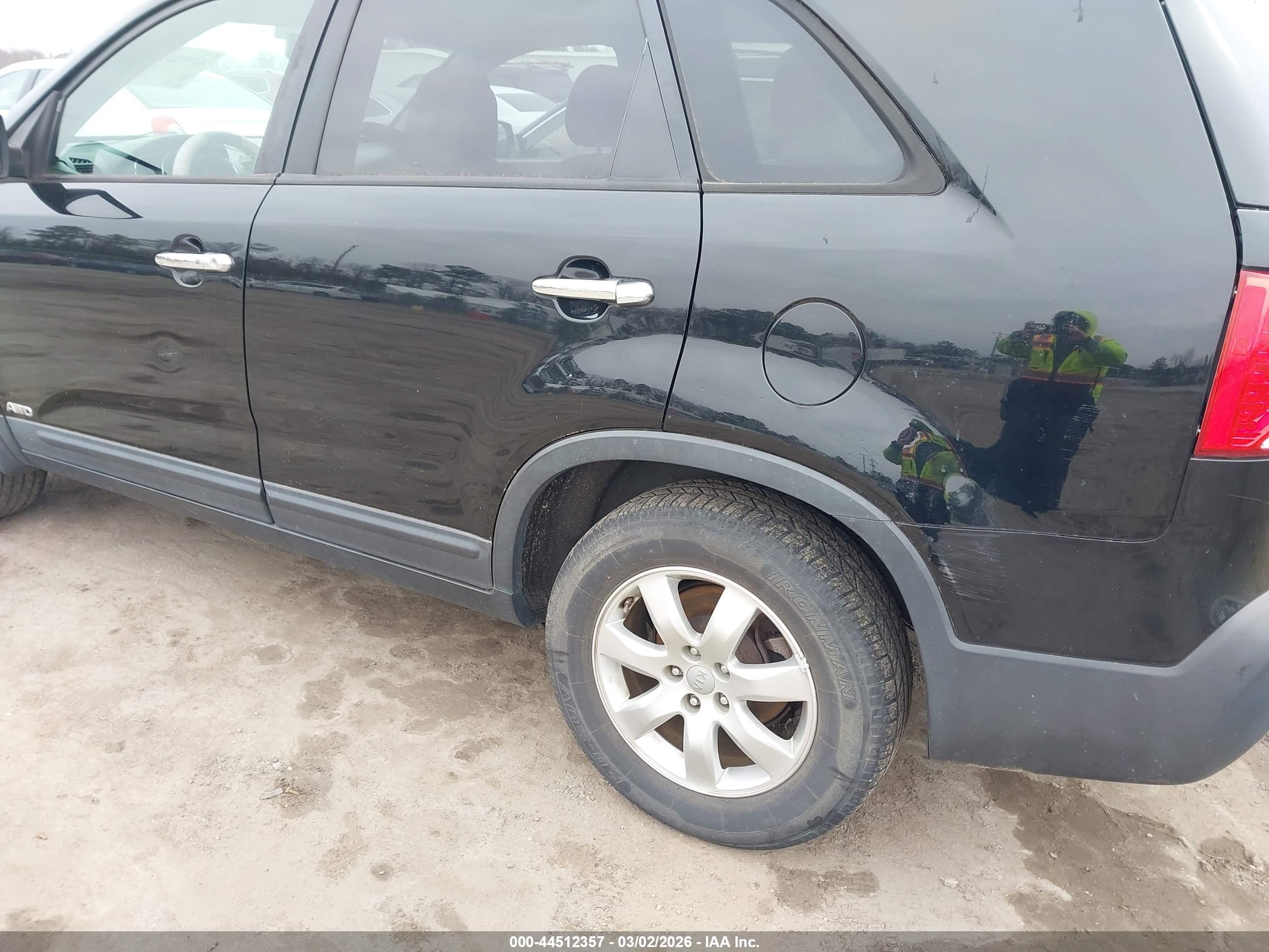 KIA SORENTO image 6