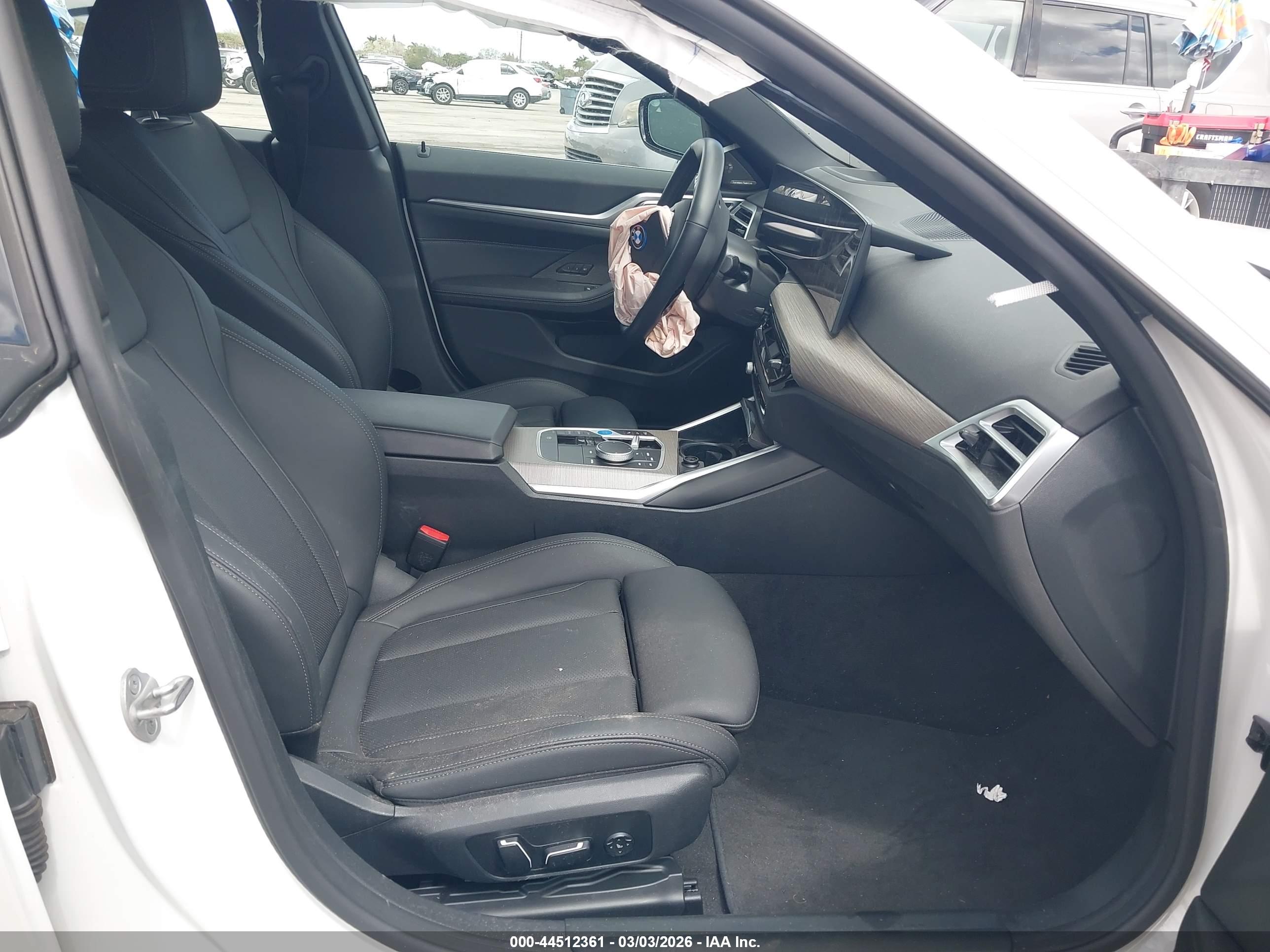 BMW I4 image 5