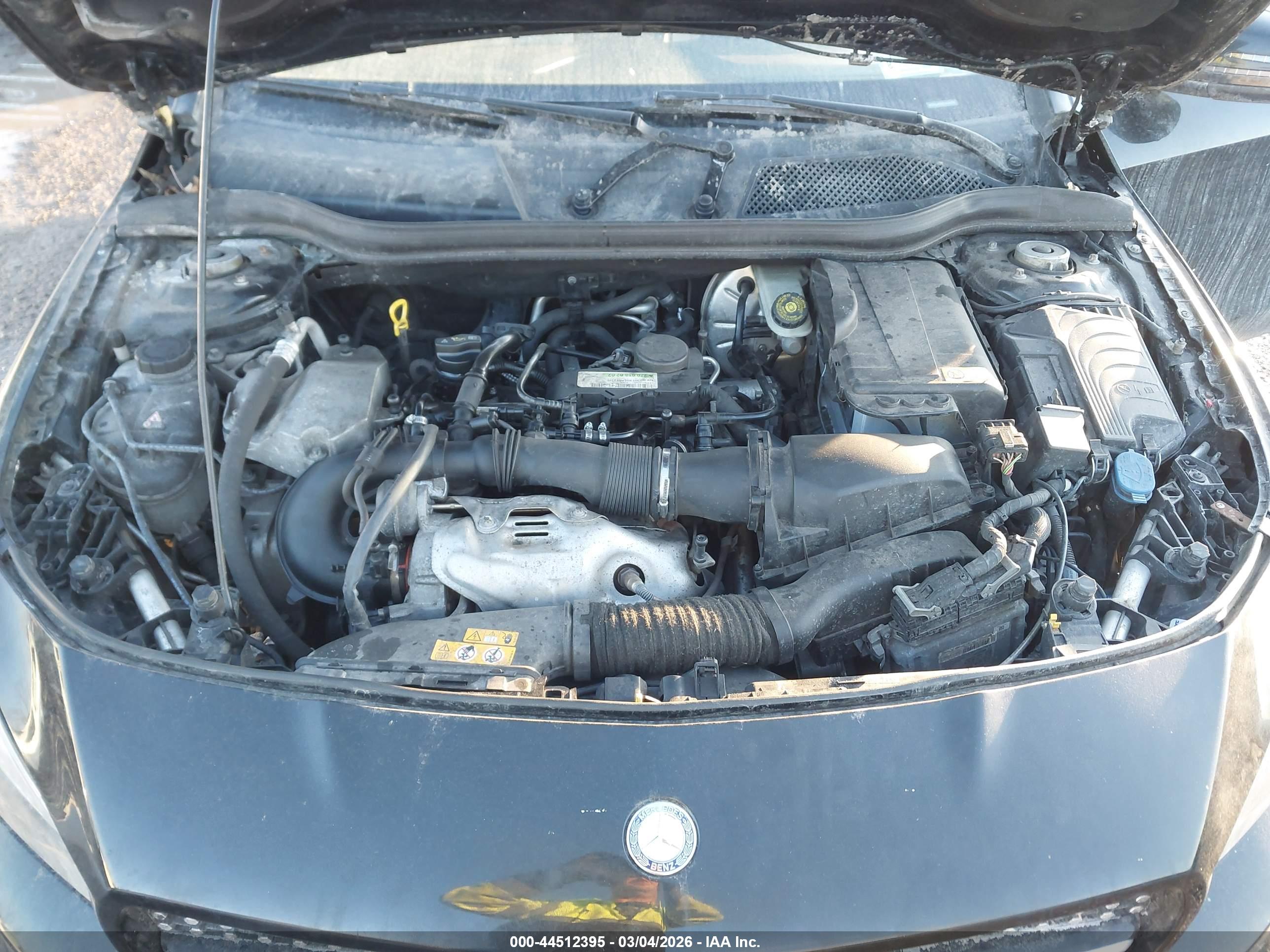 MERCEDES-BENZ CLA image 10