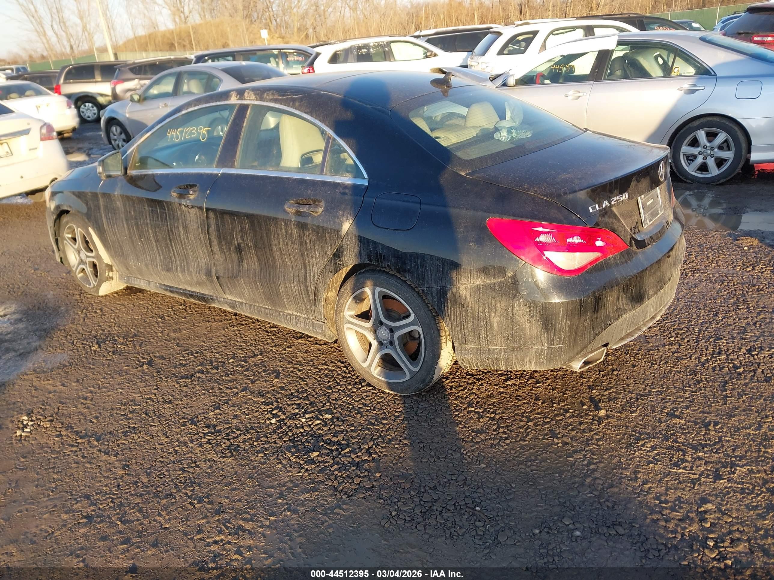 MERCEDES-BENZ CLA image 3
