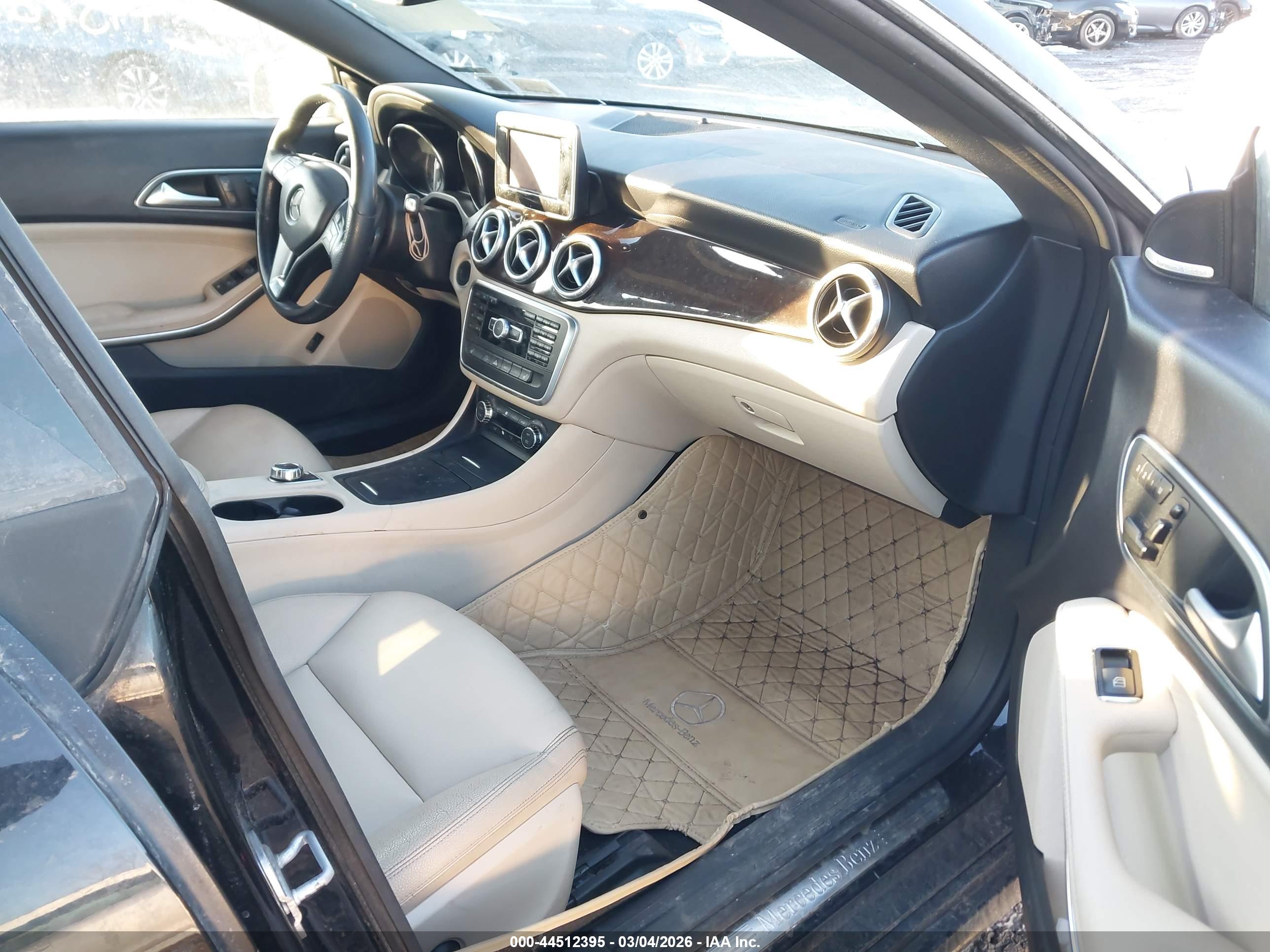 MERCEDES-BENZ CLA image 5